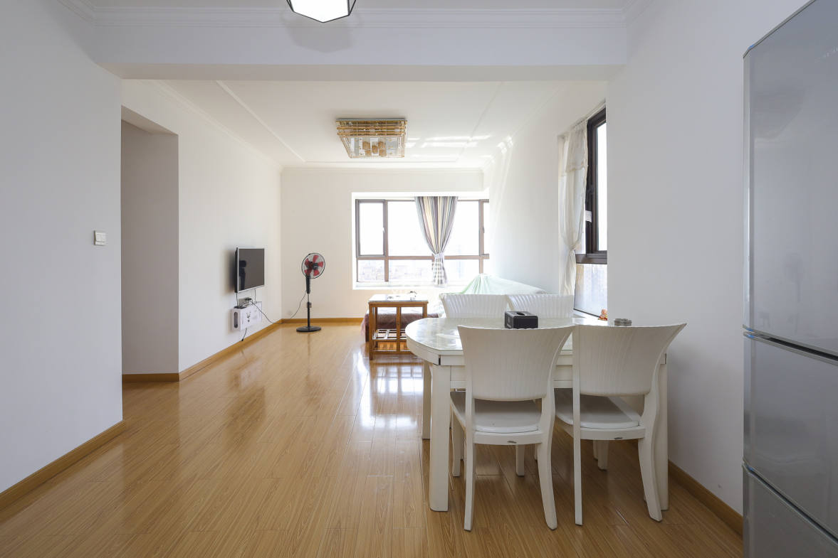 山语城二期  3室2厅1卫    62.0万 山语城二期  3室2厅1卫    62.0万客厅