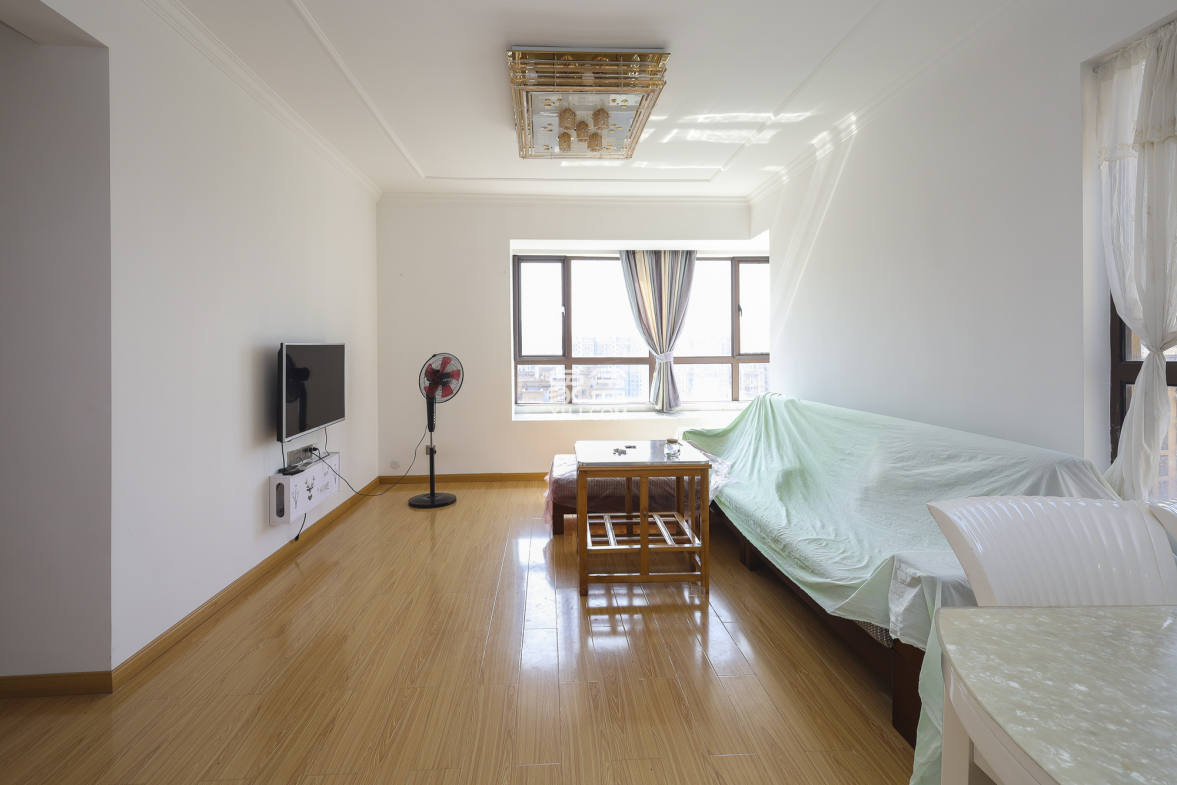 山语城二期  3室2厅1卫    62.0万 山语城二期  3室2厅1卫    62.0万客厅