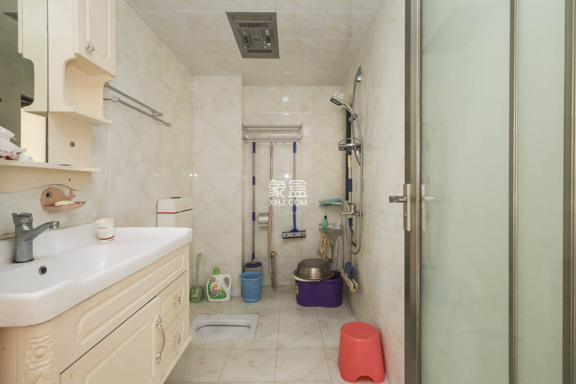 山语城二期  3室2厅1卫    62.0万 山语城二期  3室2厅1卫    62.0万卫生间