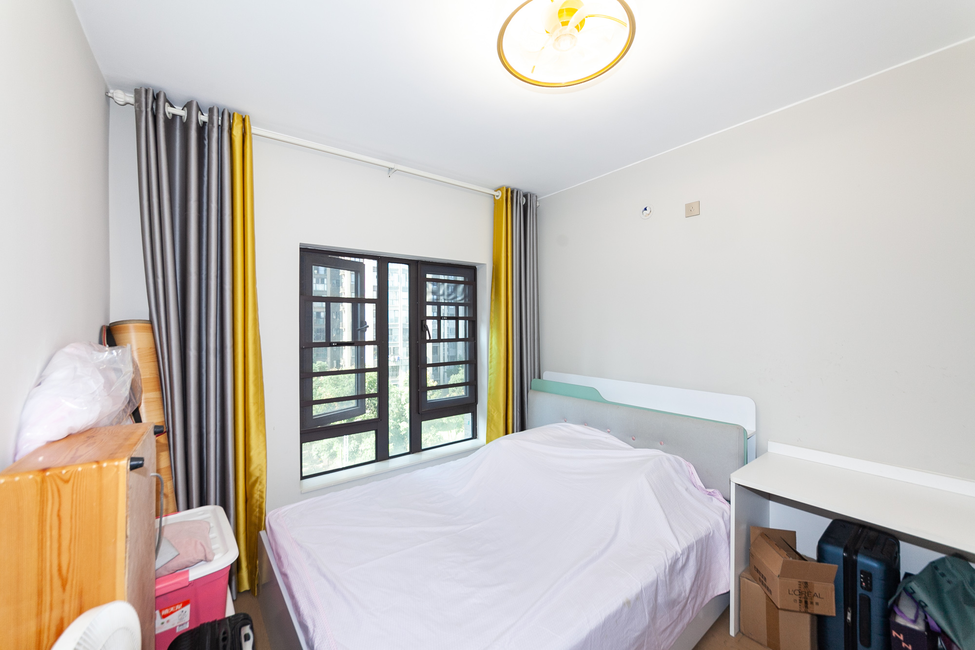 时代倾城四期 3室2厅2卫 119.7万 时代倾城四期 3室2厅2卫 119.7万卧室