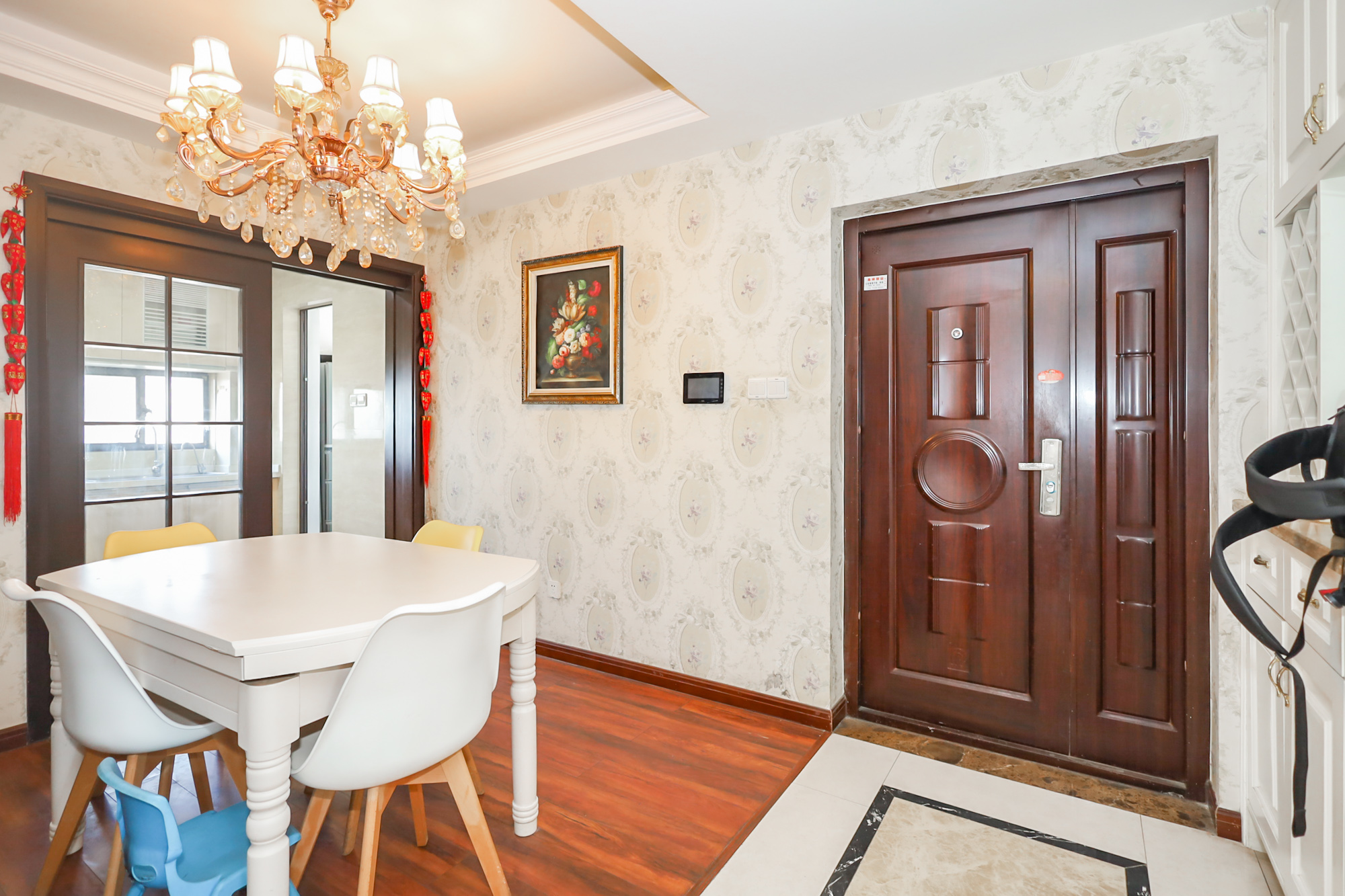 绿地中央广场 3室2厅2卫 143.00万 绿地中央广场 3室2厅2卫 143.00万其他