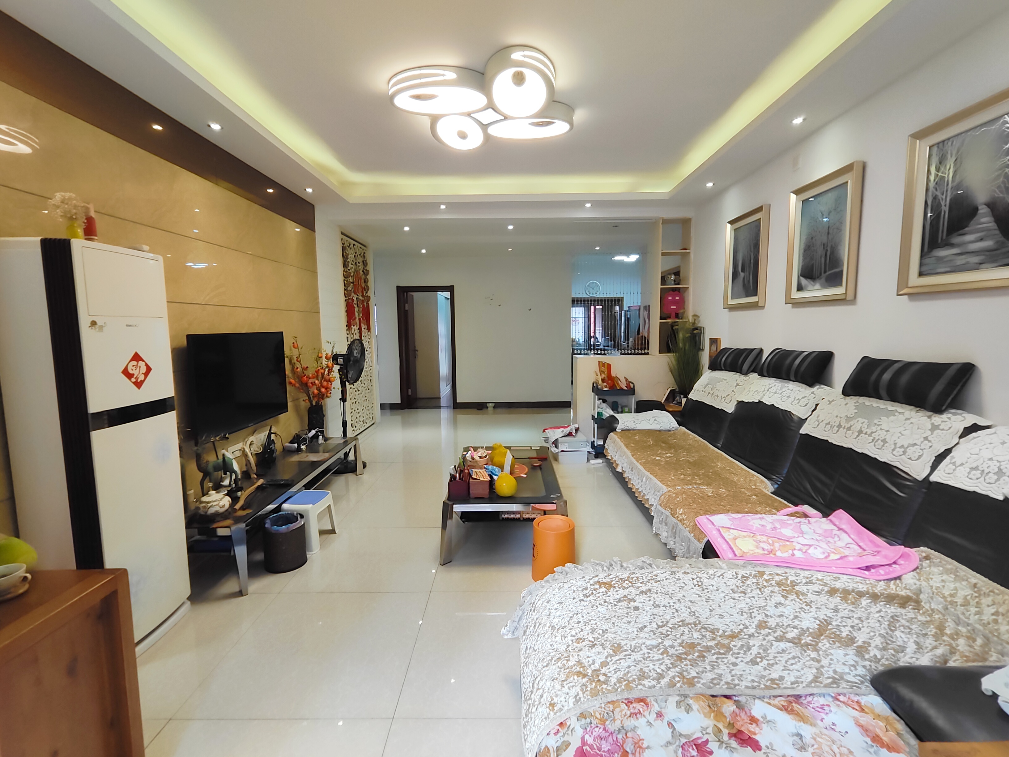 顺鑫佳园 3室2厅1卫 65.8万 顺鑫佳园 3室2厅1卫 65.8万室内图