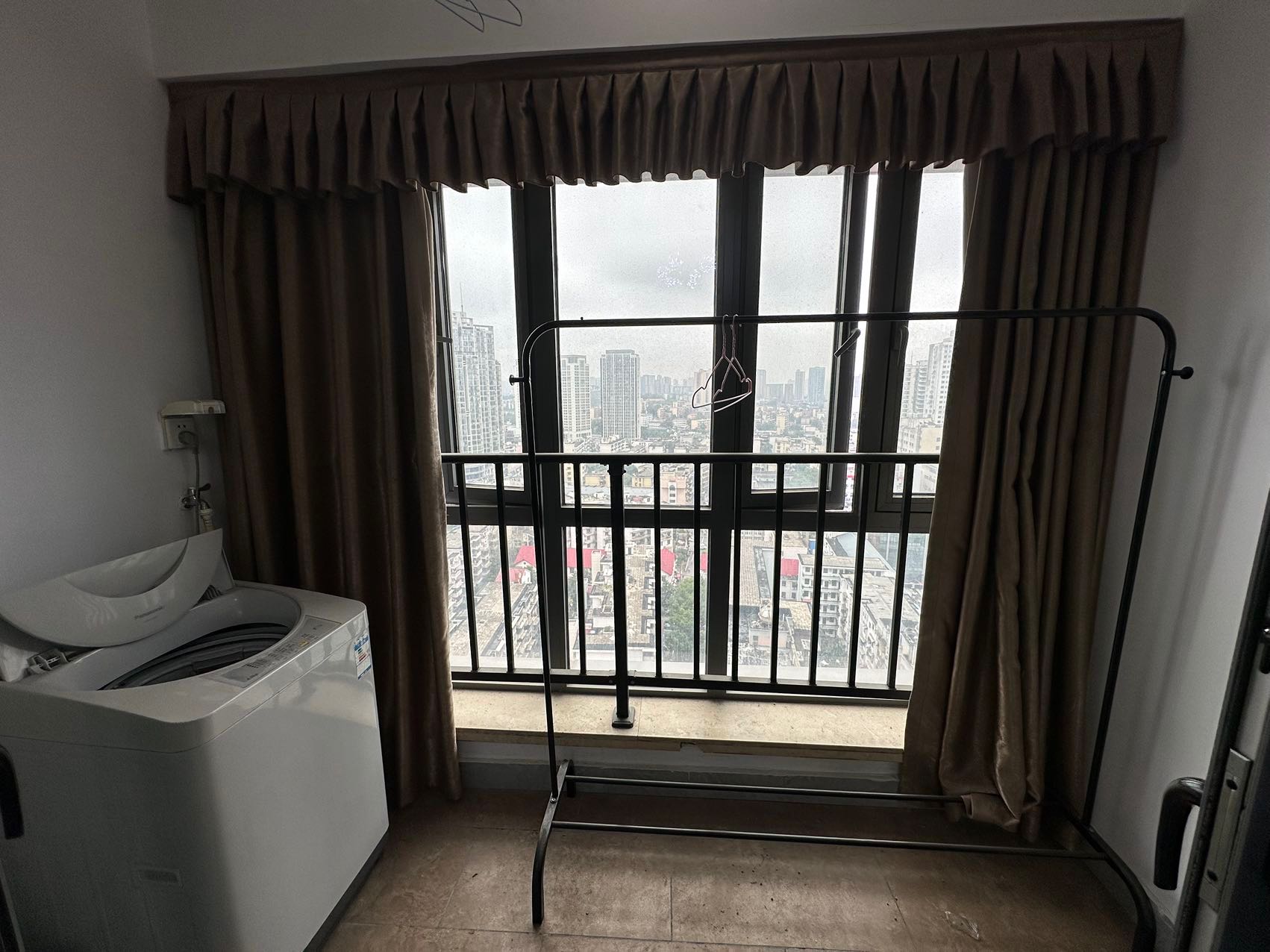 大汉希尔顿 1室1厅1卫 30.8万 大汉希尔顿 1室1厅1卫 30.8万室内图