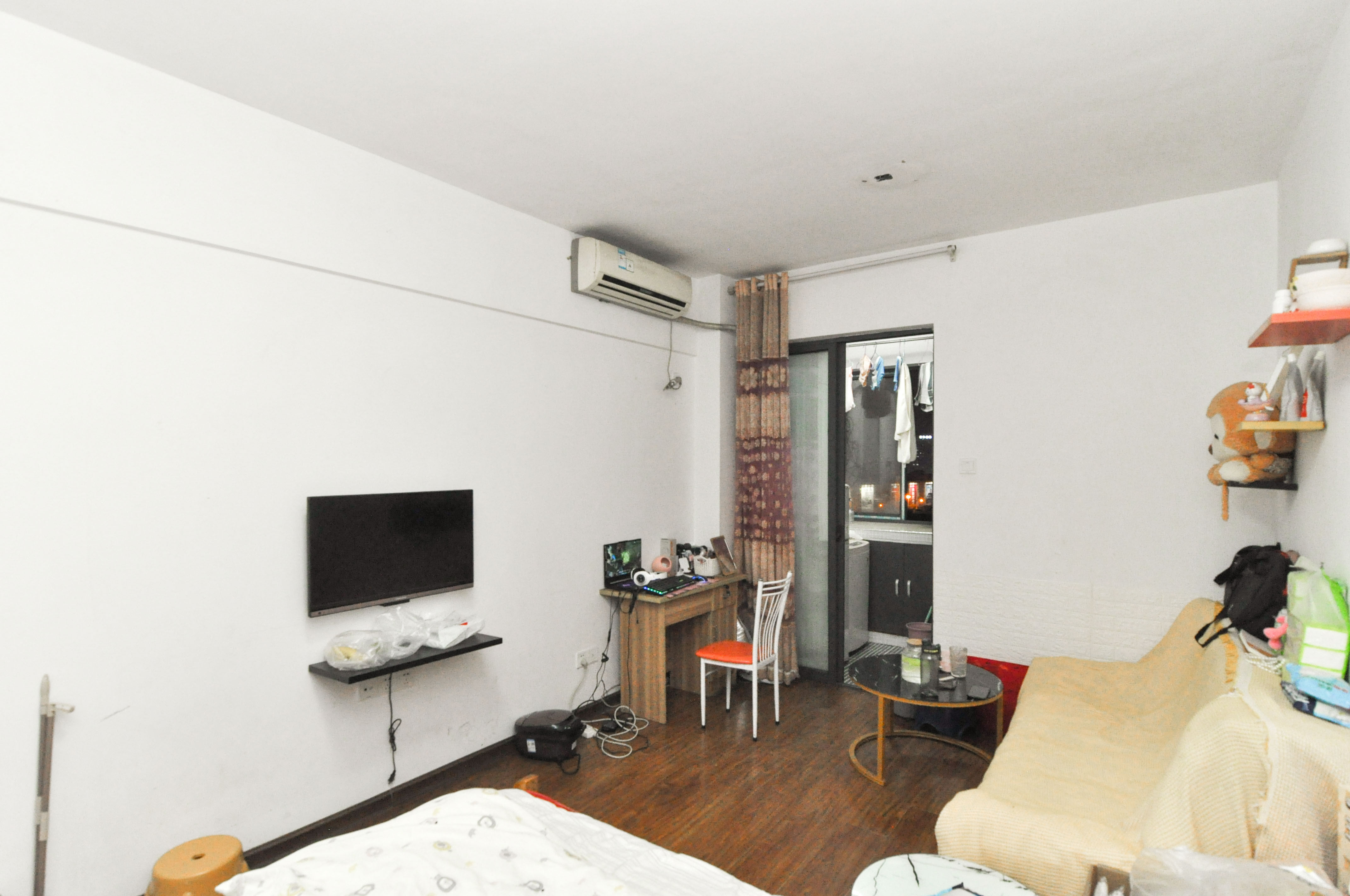 红公馆(前程丽景大厦)  1室1厅1卫    30.8万 红公馆(前程丽景大厦)  1室1厅1卫    30.8万其他