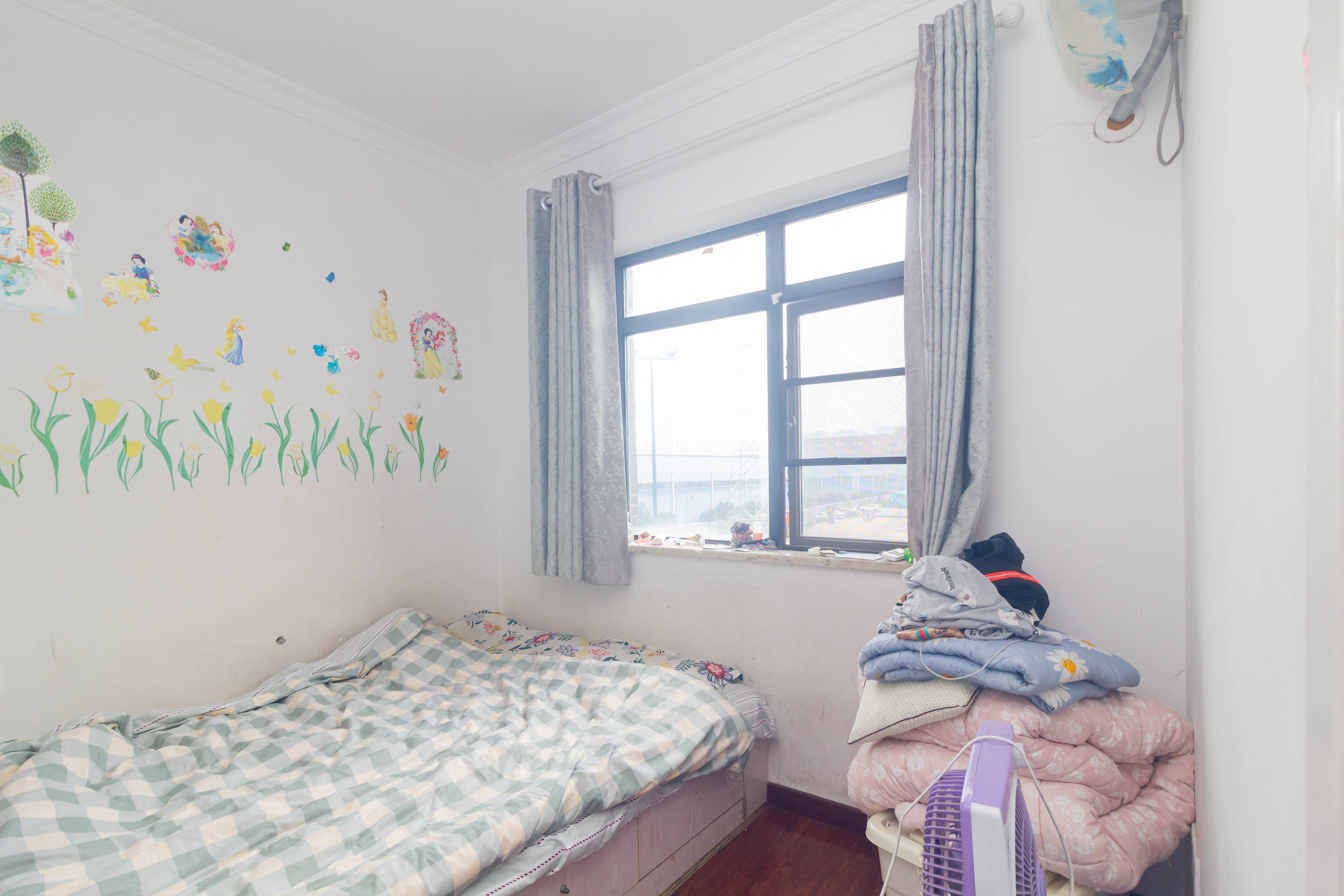 中国铁建国际城二期 3室2厅1卫 53.8万 中国铁建国际城二期 3室2厅1卫 53.8万卧室