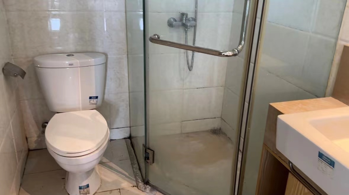 大汉希尔顿 1室1厅1卫 37.0万 大汉希尔顿 1室1厅1卫 37.0万室内图