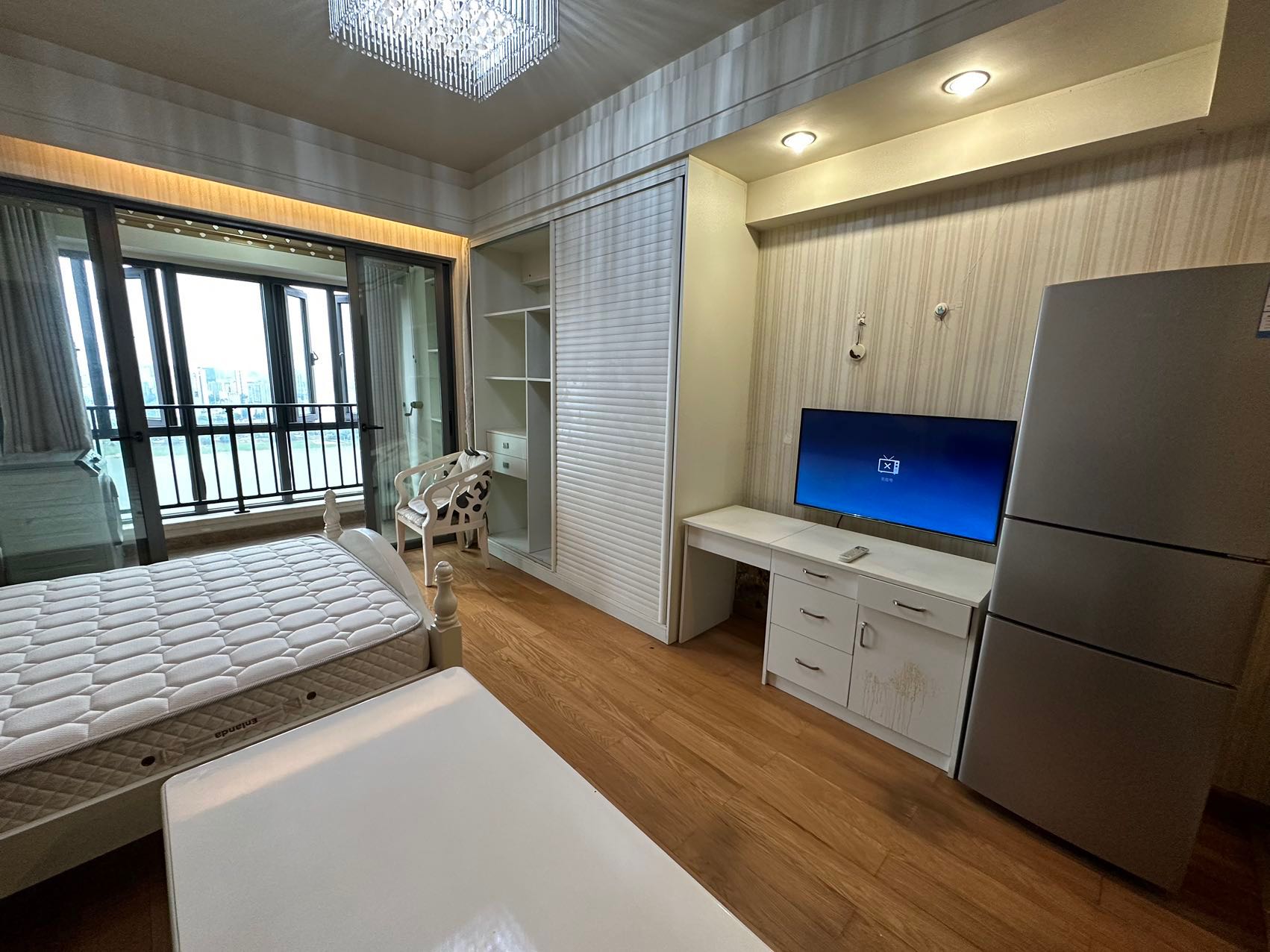 大汉希尔顿 1室1厅1卫 37.0万 大汉希尔顿 1室1厅1卫 37.0万室内图