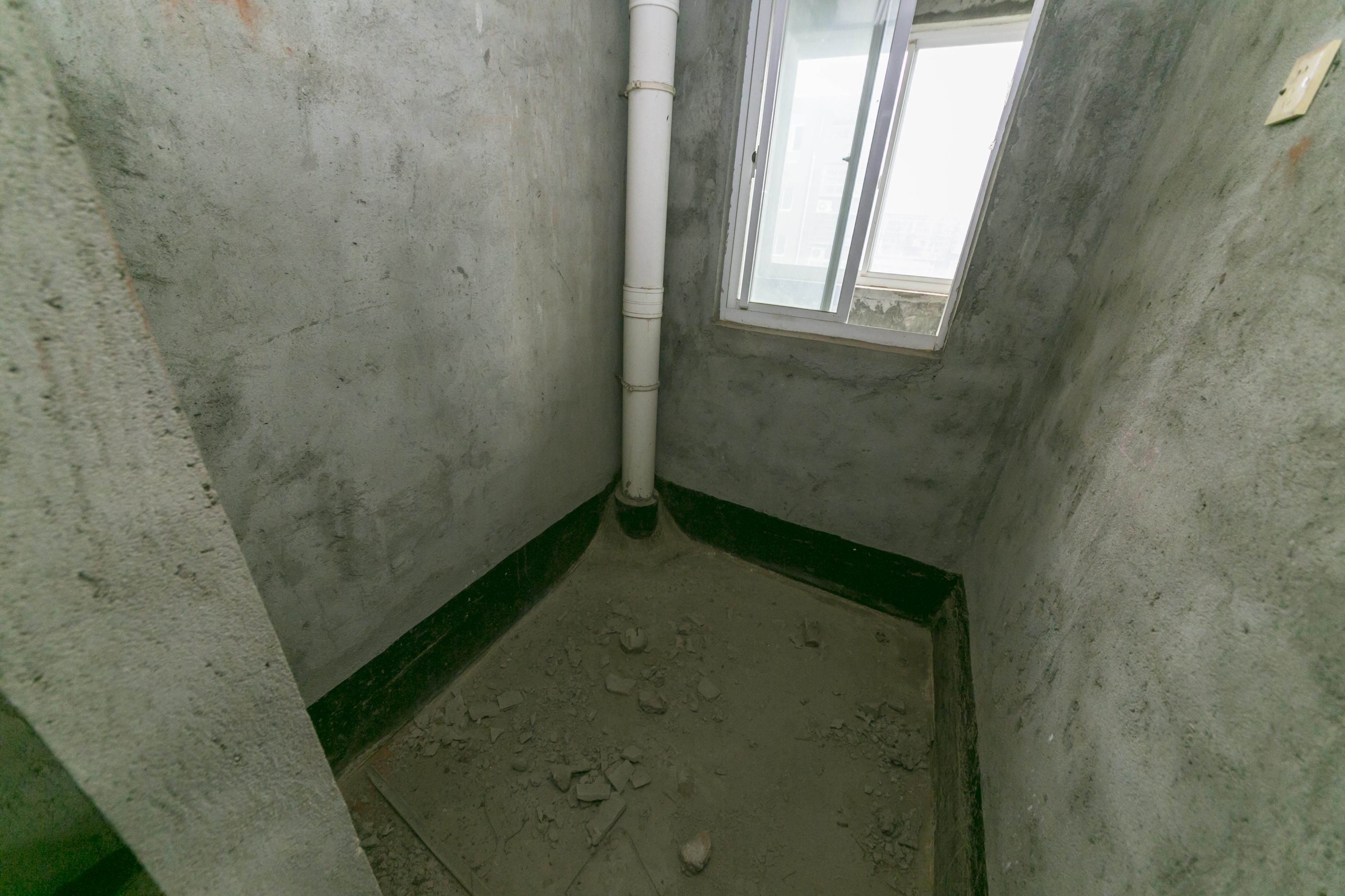 升远君尚嘉筑  5室2厅2卫    224.0万卫生间