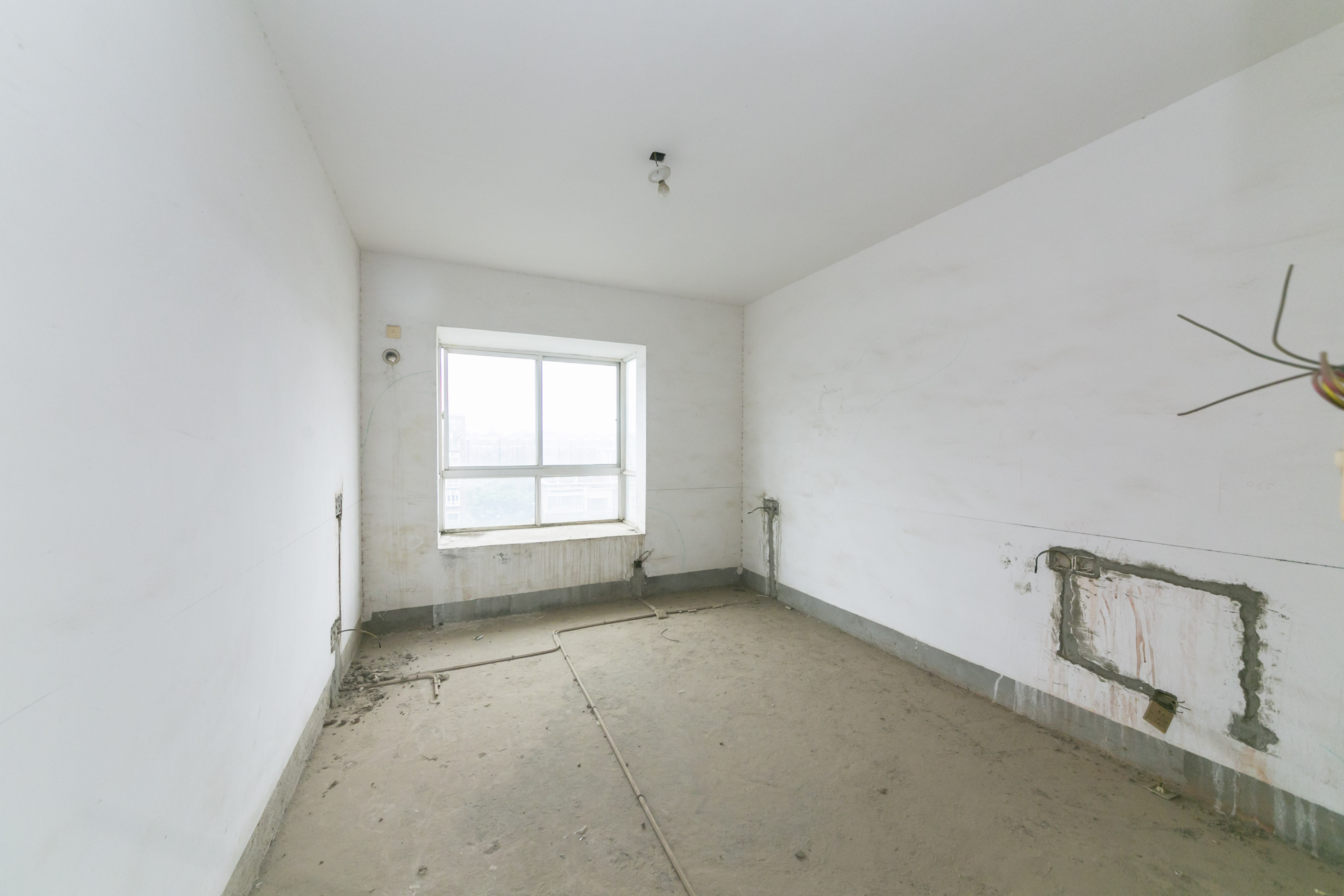 升远君尚嘉筑  5室2厅2卫    224.0万卧室