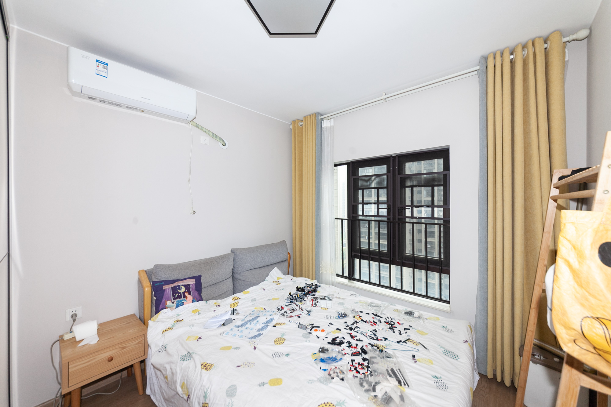 时代倾城三期  3室2厅2卫    123.0万 时代倾城三期  3室2厅2卫    123.0万卧室