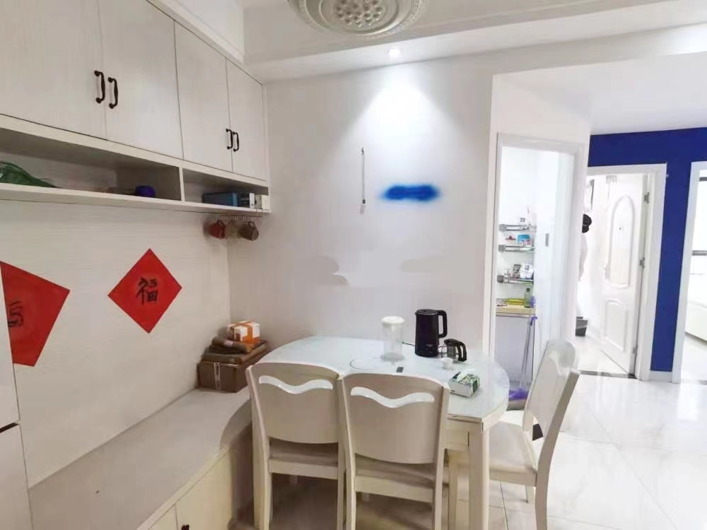 新桂公馆 2室2厅1卫 39.0万 新桂公馆 2室2厅1卫 39.0万室内图