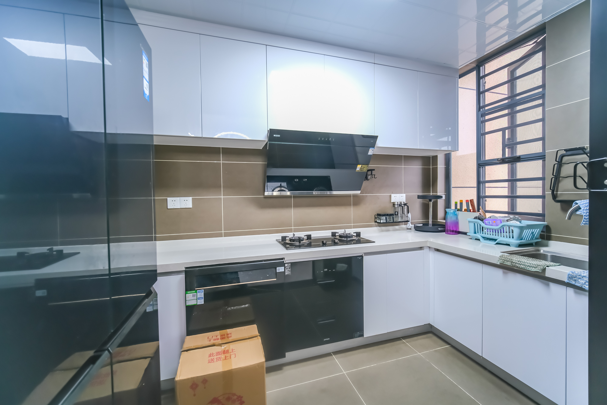 运达锦绣广场  4室2厅2卫    210.0万 运达锦绣广场  4室2厅2卫    210.0万厨房