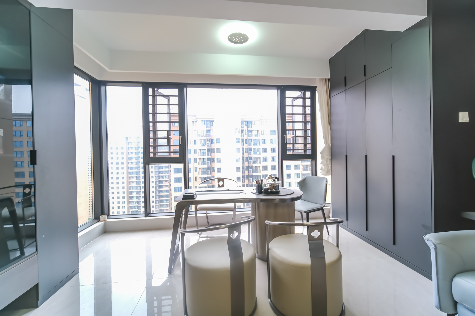 运达锦绣广场  4室2厅2卫    210.0万 运达锦绣广场  4室2厅2卫    210.0万阳台