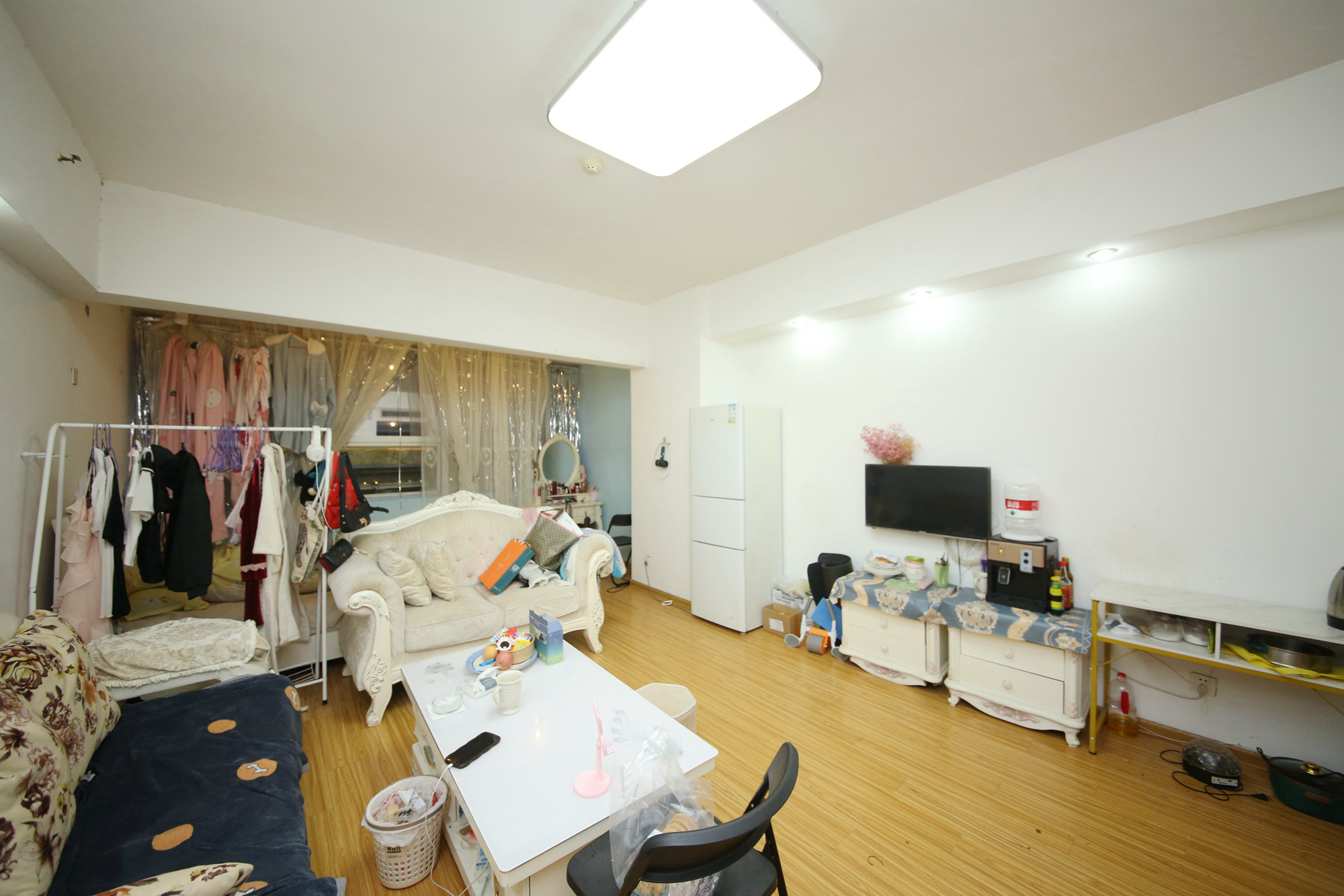 湖南信息大厦  1室1厅1卫   38.00万卧室