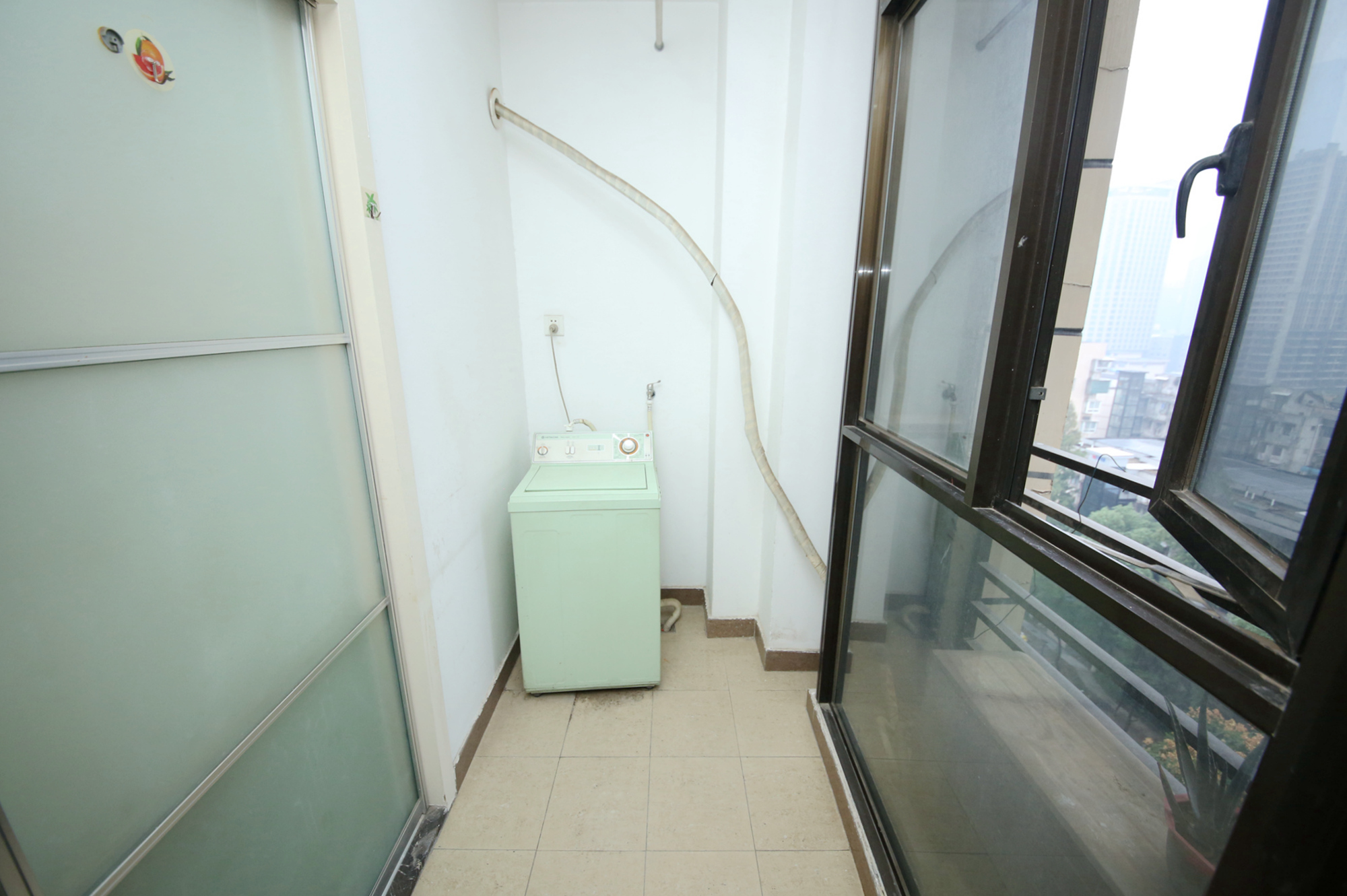 铂宫  1室1厅1卫   39.00万厨房