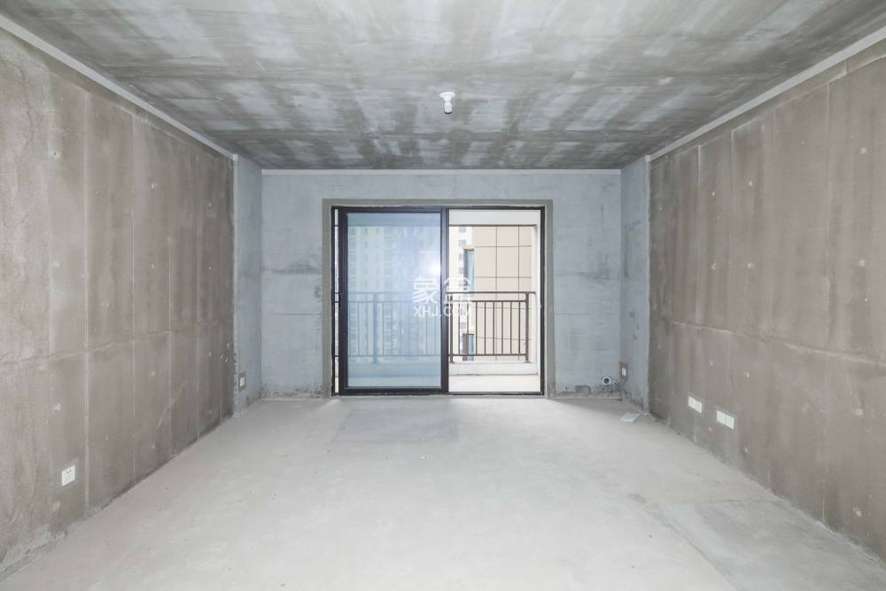 中国铁建梅溪青秀三期  4室2厅2卫   210.00万