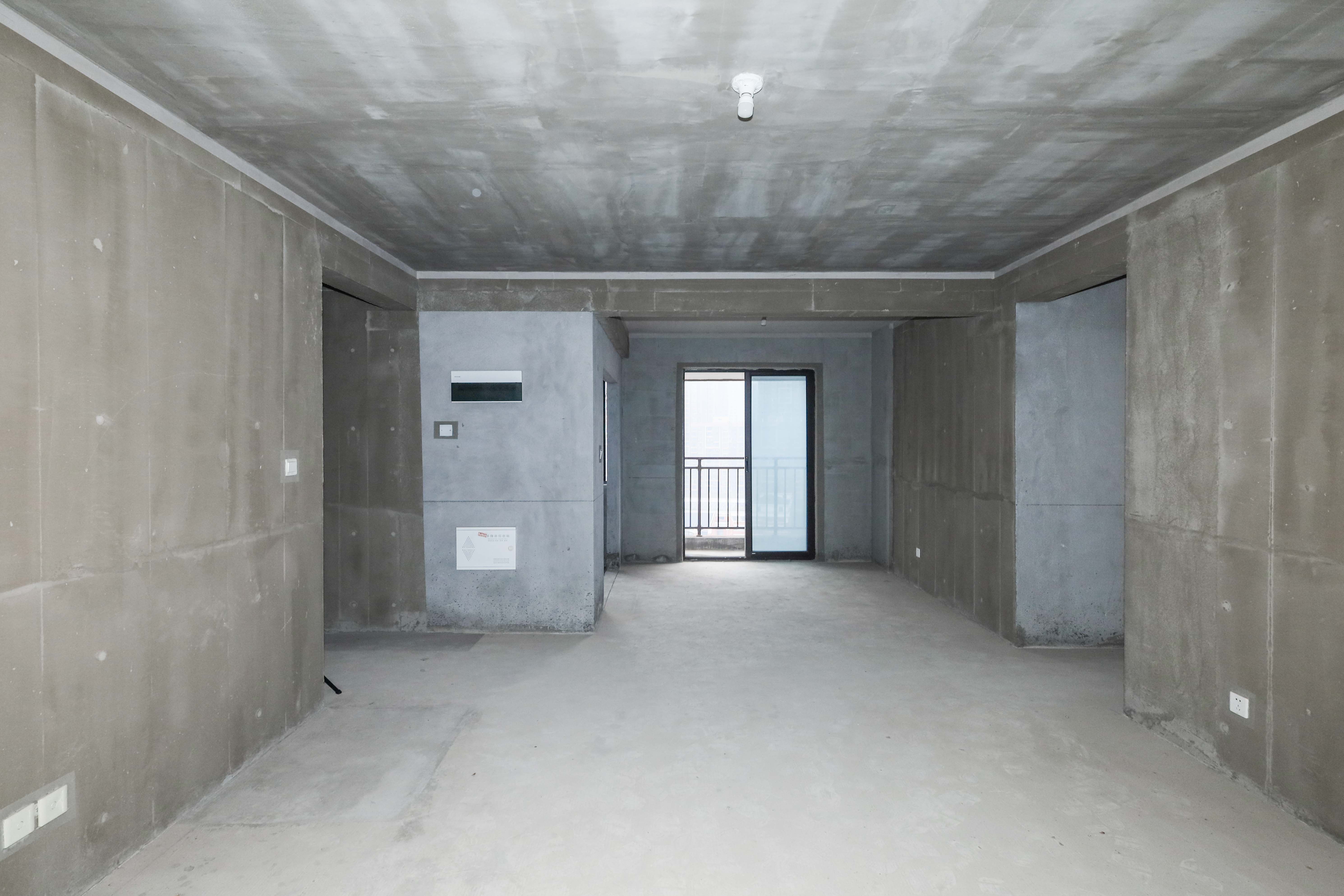 中国铁建梅溪青秀三期  4室2厅2卫   209.50万客厅