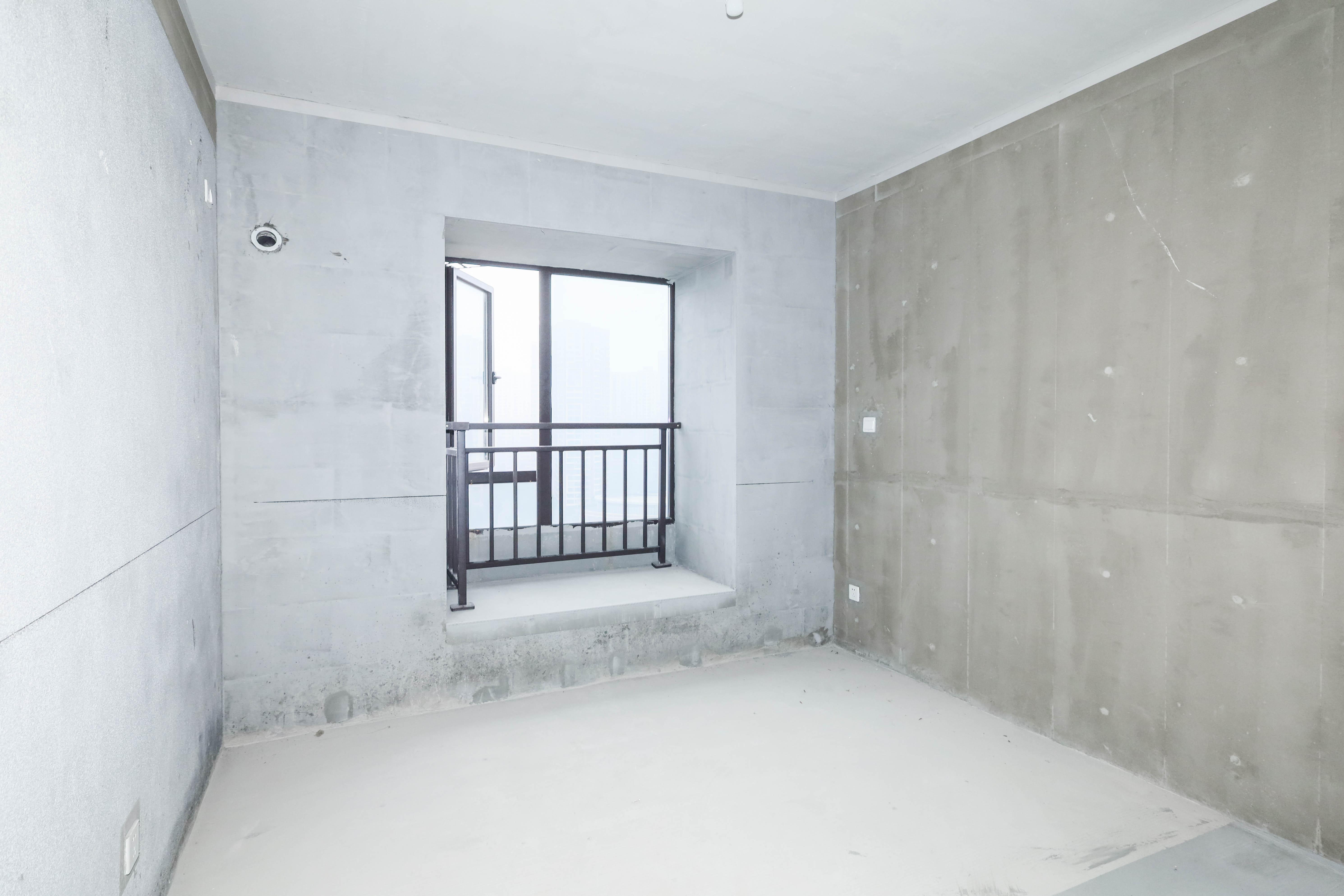 中国铁建梅溪青秀三期  4室2厅2卫   209.50万卧室