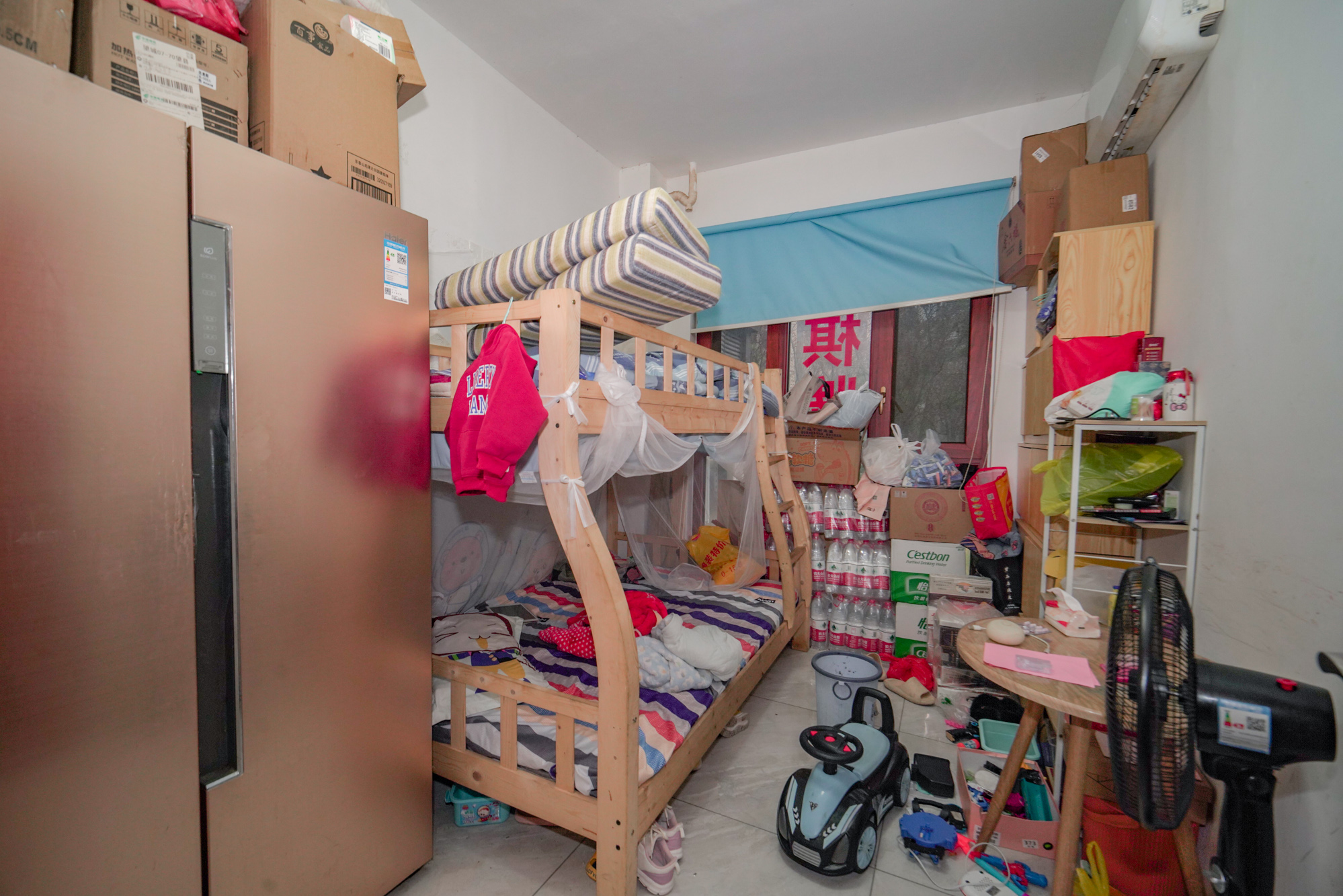联诚雅郡  4室2厅2卫   124.00万卧室