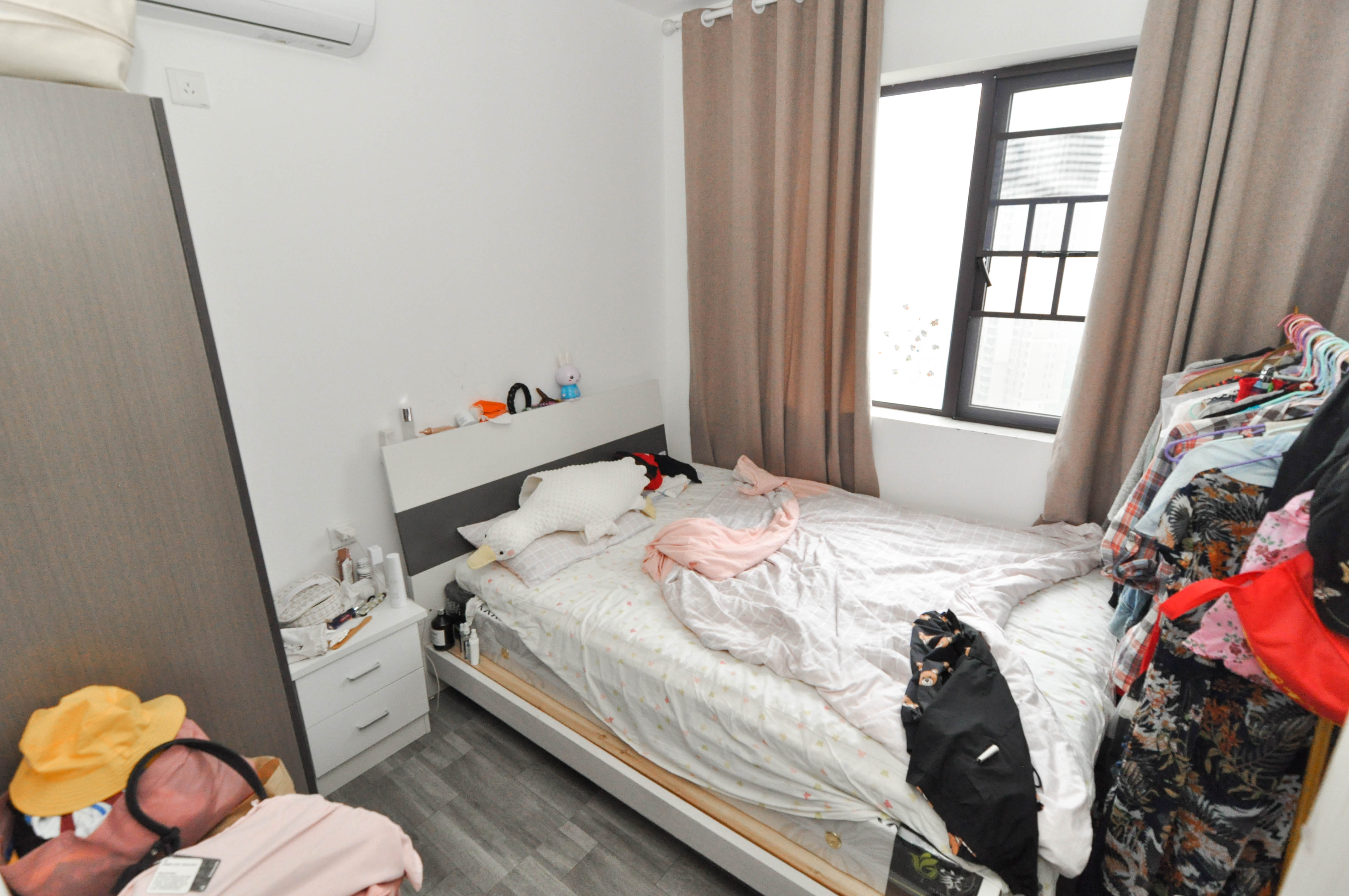 梅溪正荣府  4室2厅2卫    175.0万卧室