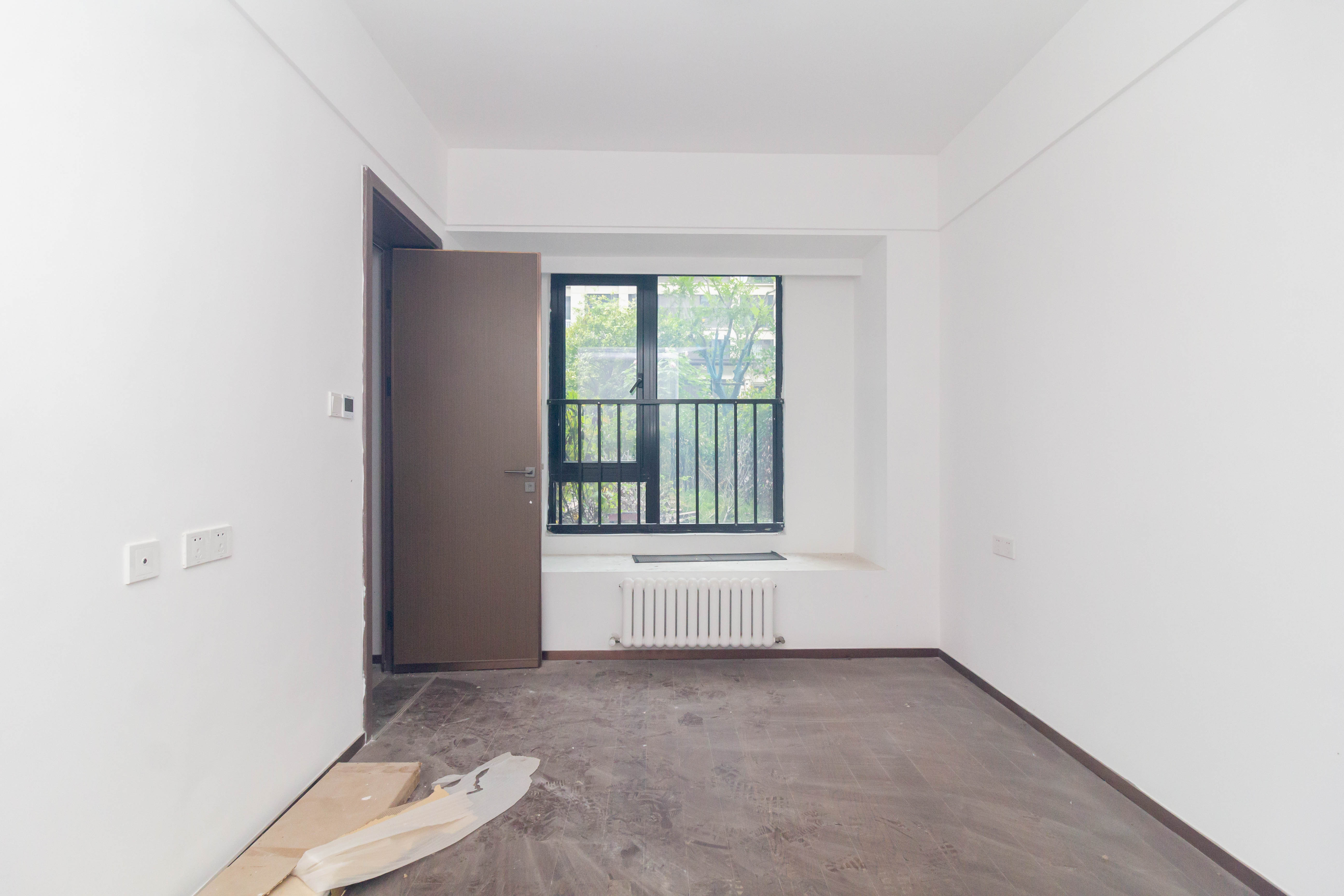 金茂建发观悦  4室2厅2卫    300.0万卧室