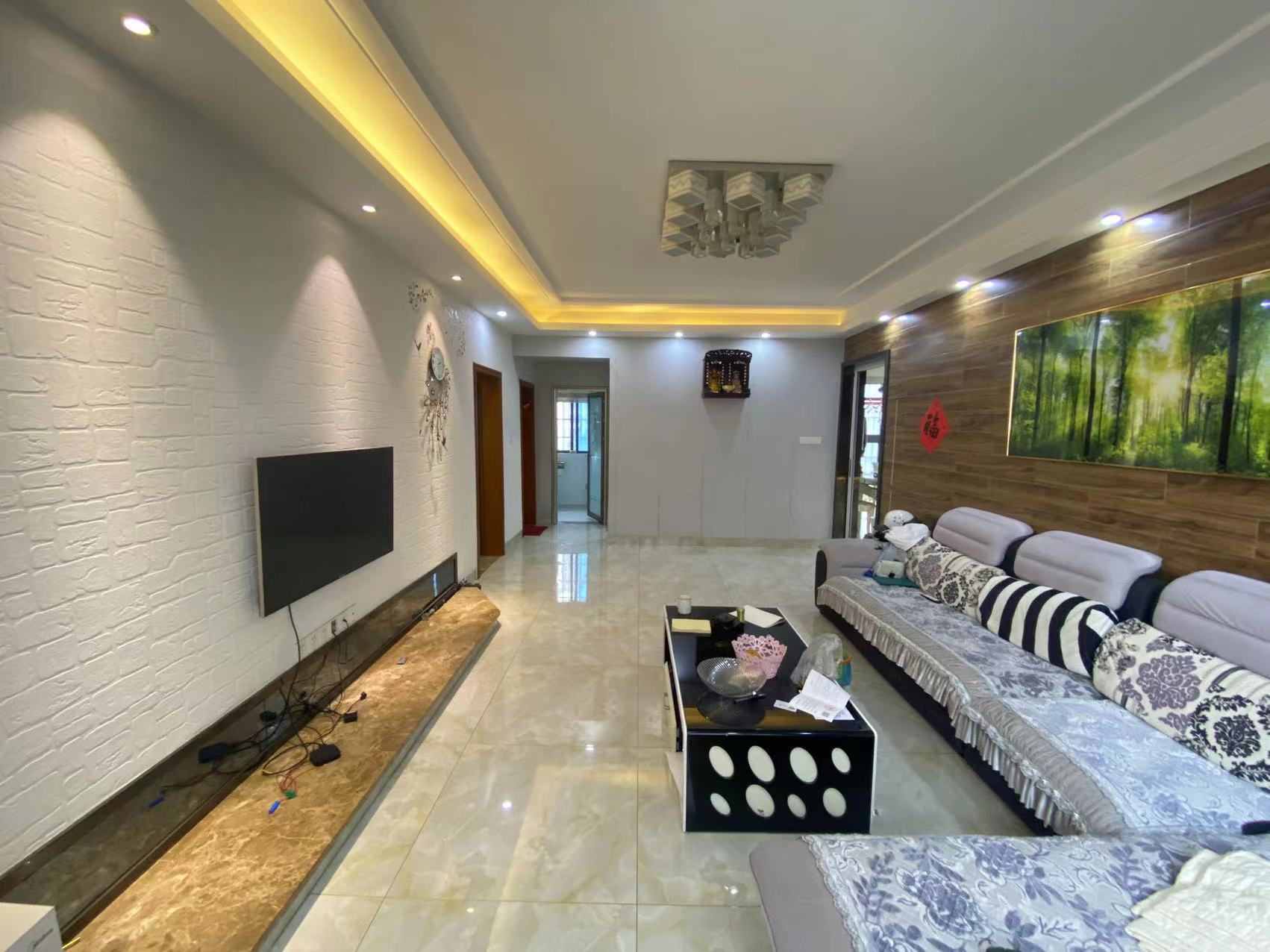 百江花园 3室2厅2卫 80.0万 百江花园 3室2厅2卫 80.0万室内图