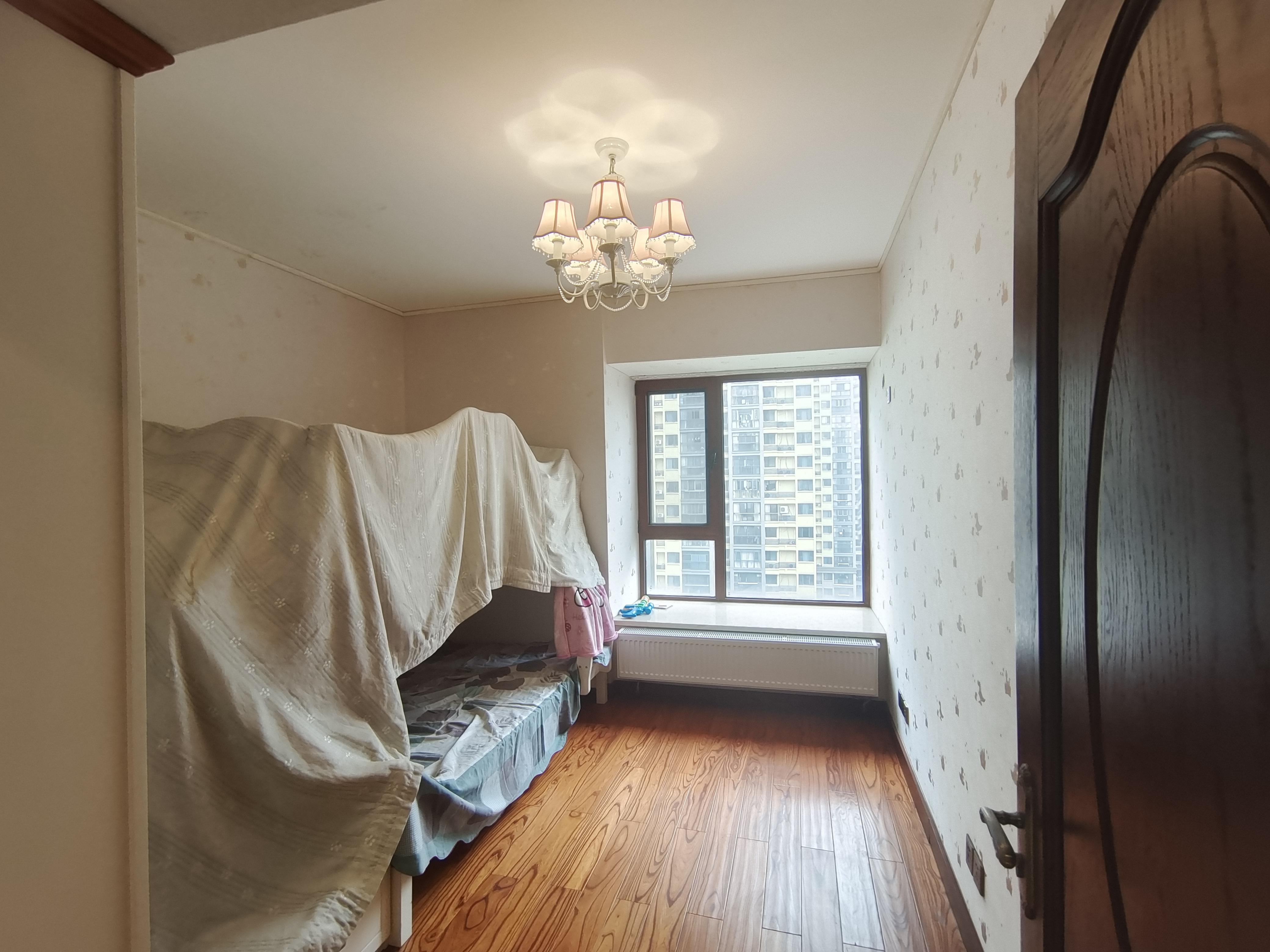 新桂广场 4室2厅2卫 89.98万 新桂广场 4室2厅2卫 89.98万室内图