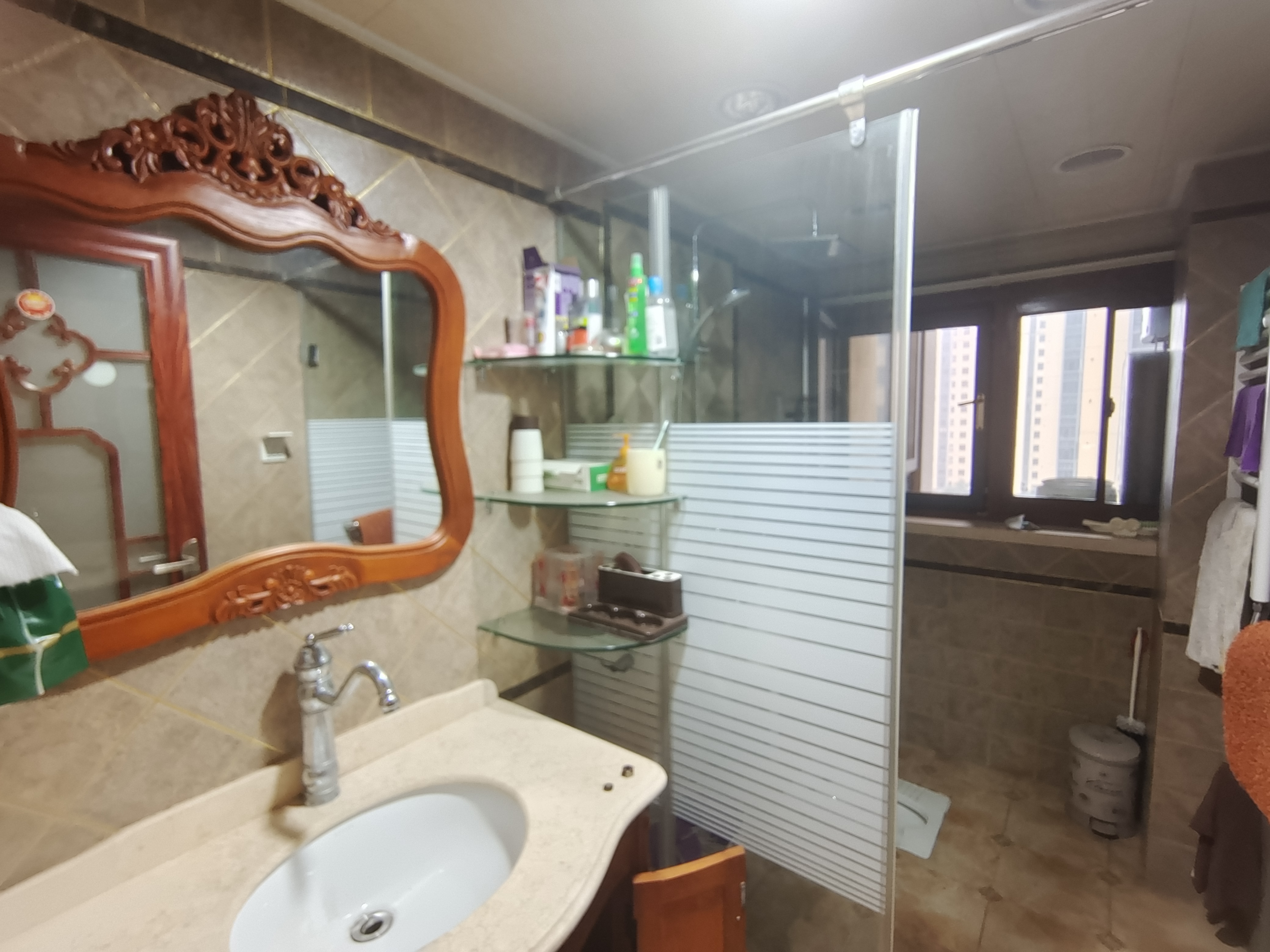 新桂广场 4室2厅2卫 89.98万 新桂广场 4室2厅2卫 89.98万室内图