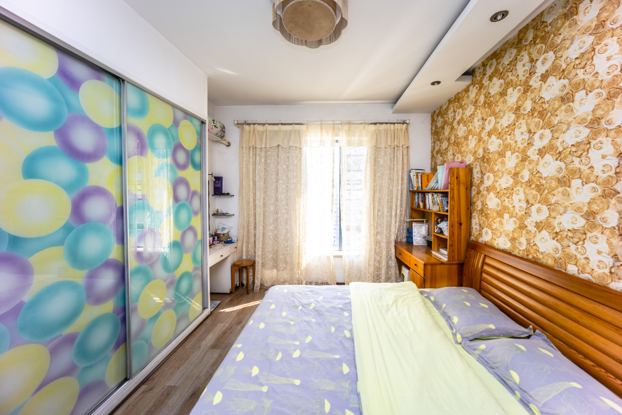 华菱蓝调国际(华菱.香墅美地)  3室2厅2卫    93.8万 华菱蓝调国际(华菱.香墅美地)  3室2厅2卫    93.8万卧室