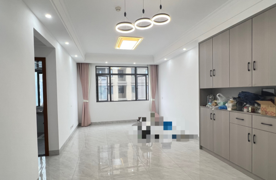 流金岁月-华晨国际  3室2厅2卫    76.8万 流金岁月-华晨国际  3室2厅2卫    76.8万室内图