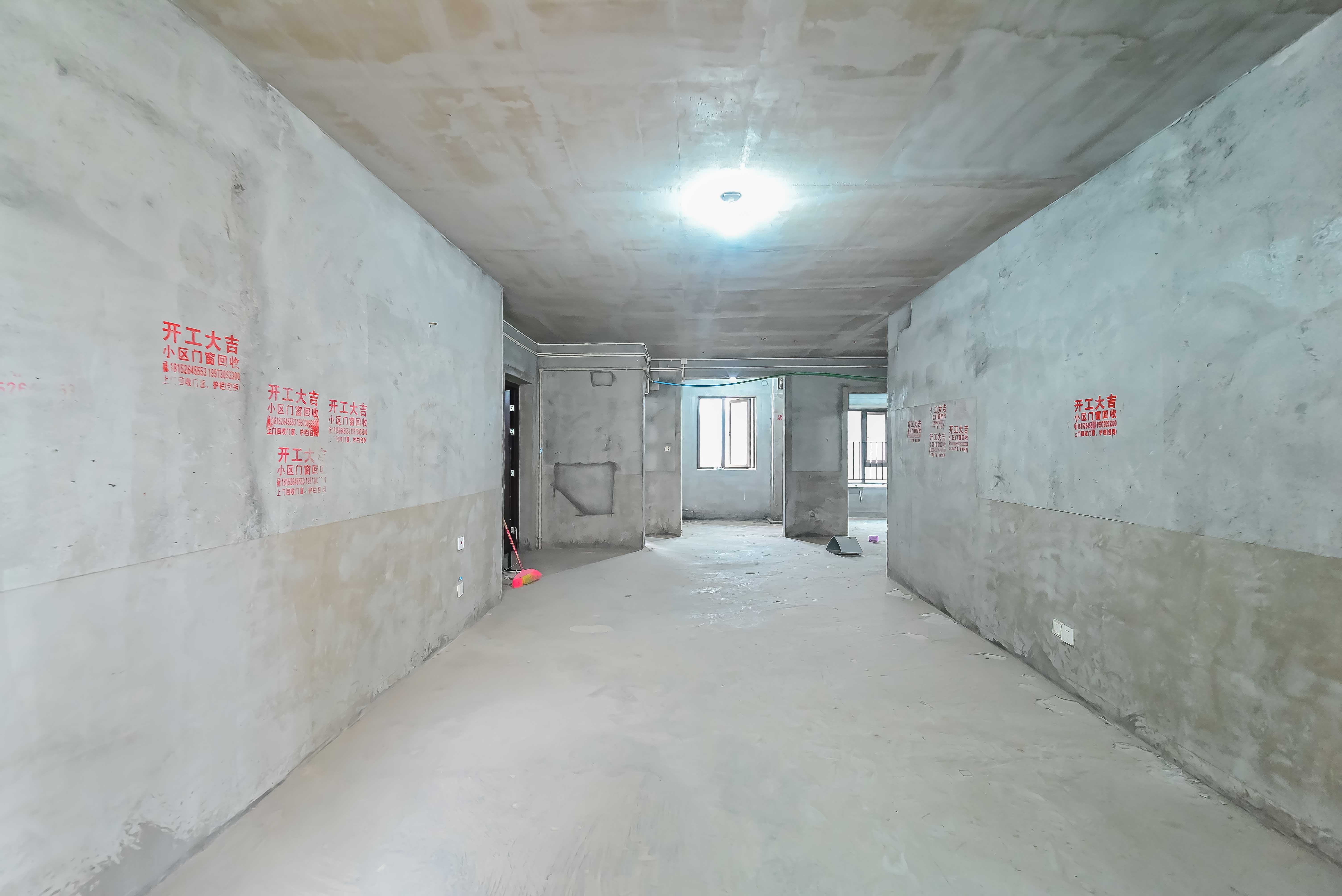 世茂璀璨天城 3室2厅2卫 138.8万 世茂璀璨天城 3室2厅2卫 138.8万客厅