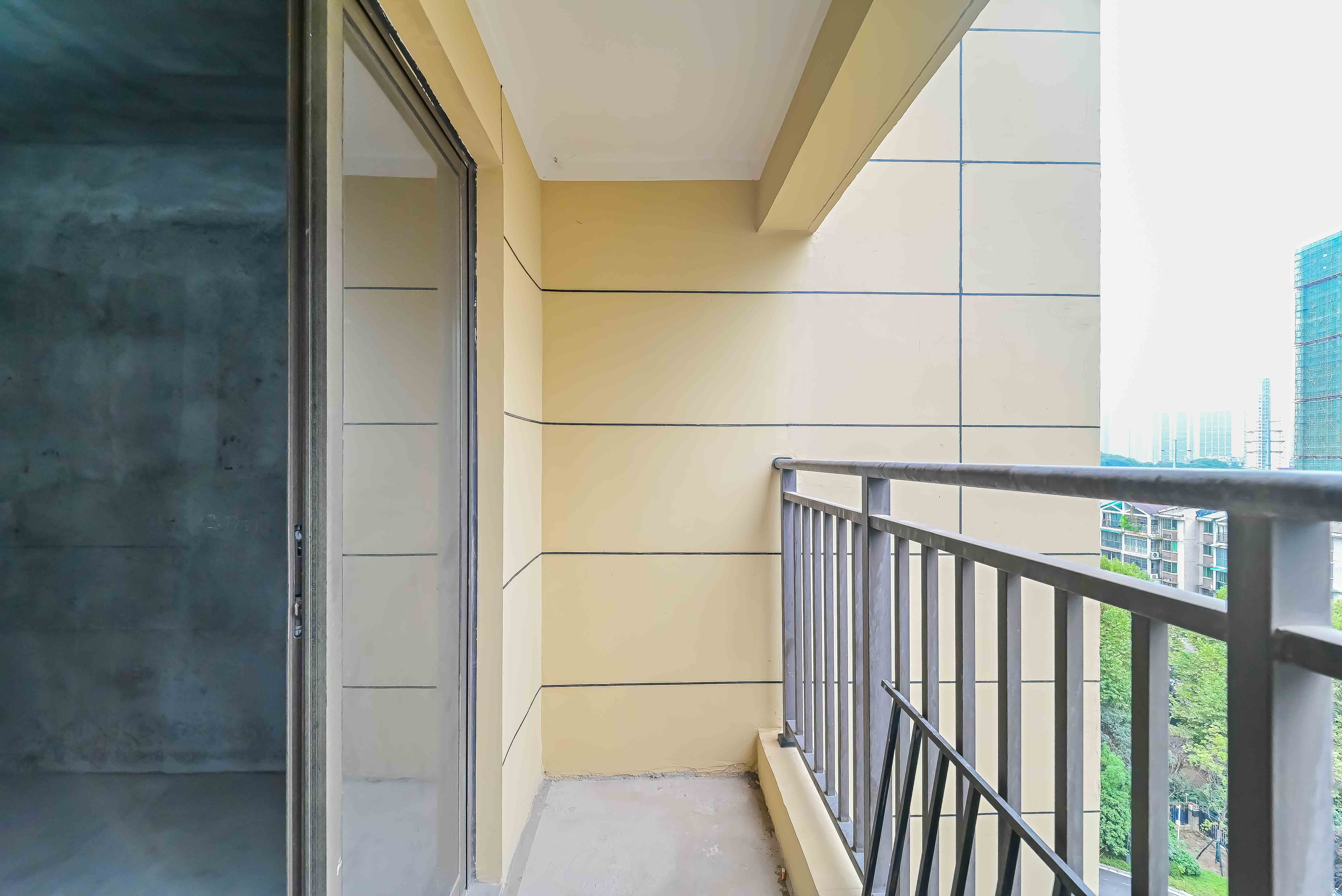 世茂璀璨天城 3室2厅2卫 138.8万 世茂璀璨天城 3室2厅2卫 138.8万其他