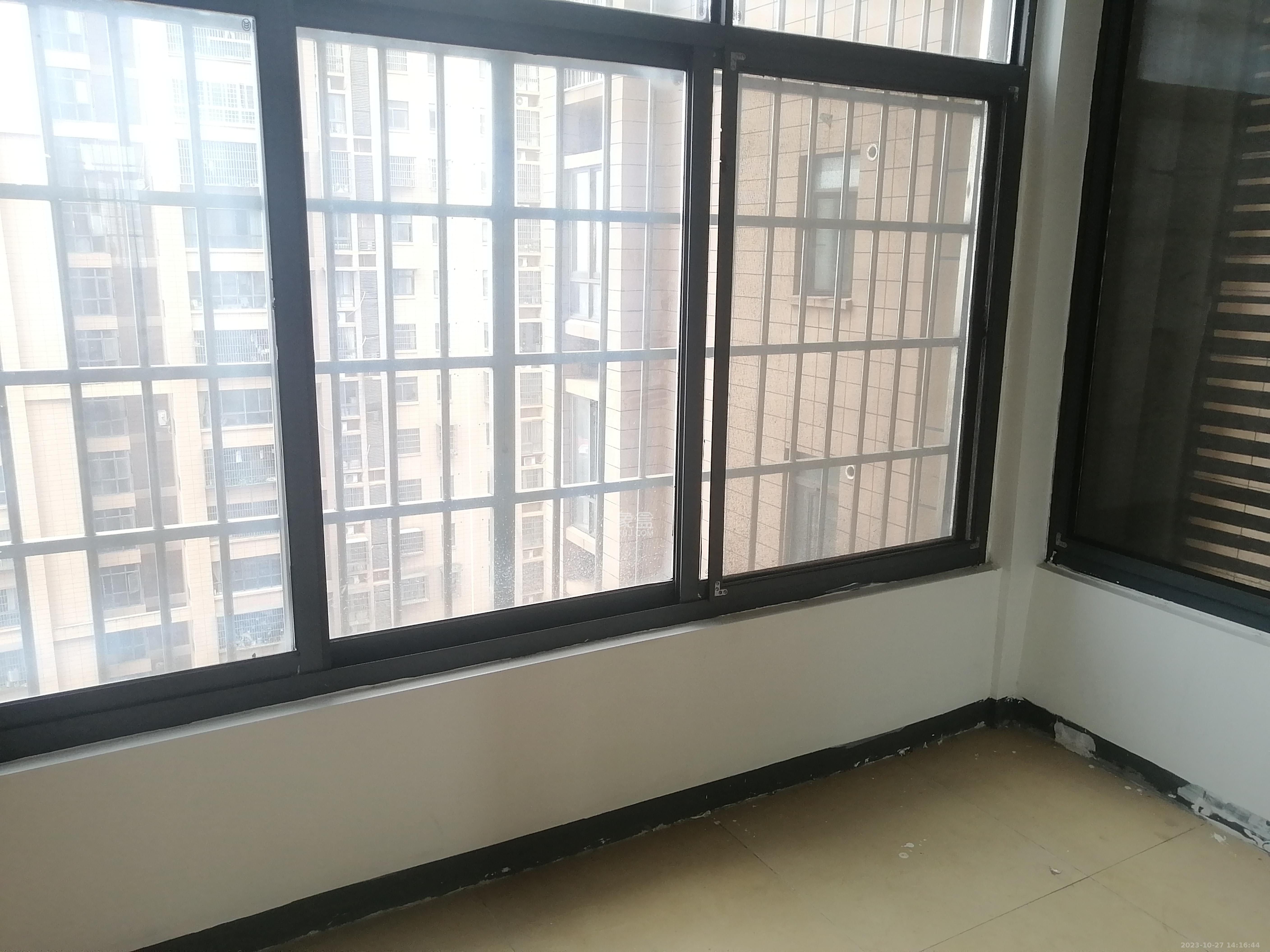 好望谷  3室2厅2卫   2300.00元/月室内图