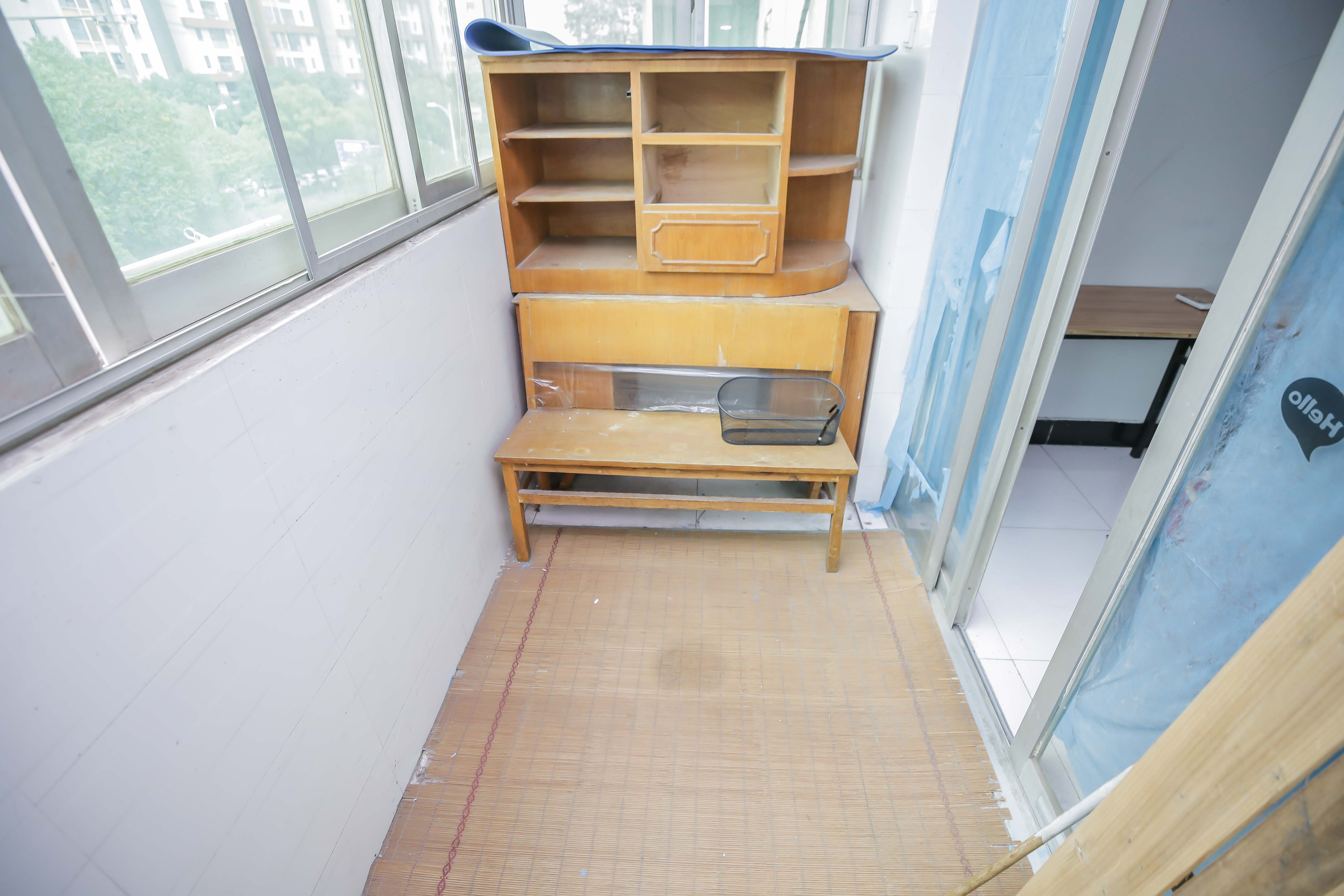 咸嘉新村嘉文苑  2室2厅1卫   56.00万阳台