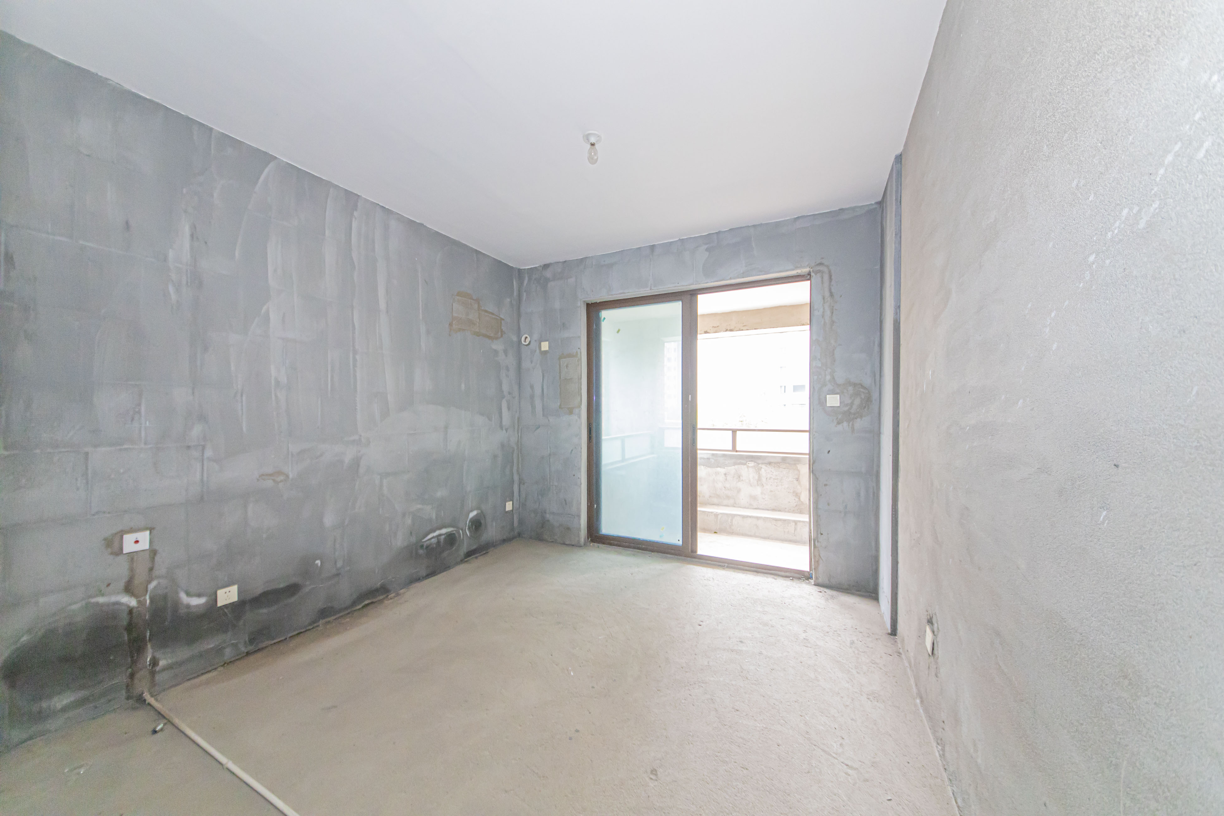 九峰拾號院  5室2厅2卫    238.0万 九峰拾號院  5室2厅2卫    238.0万卧室