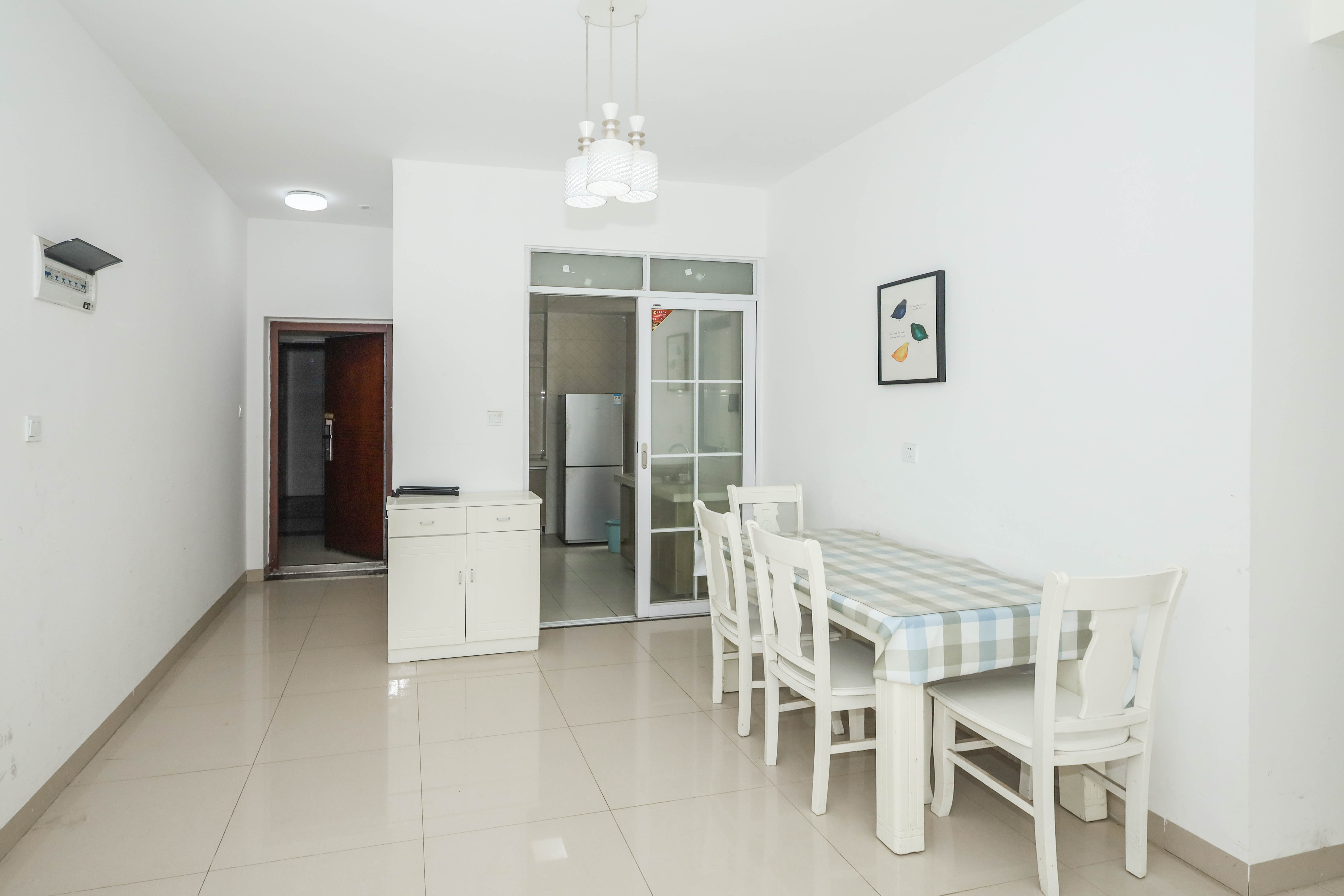 天元涉外景园C区 2室2厅1卫 76.0万 天元涉外景园C区 2室2厅1卫 76.0万其他