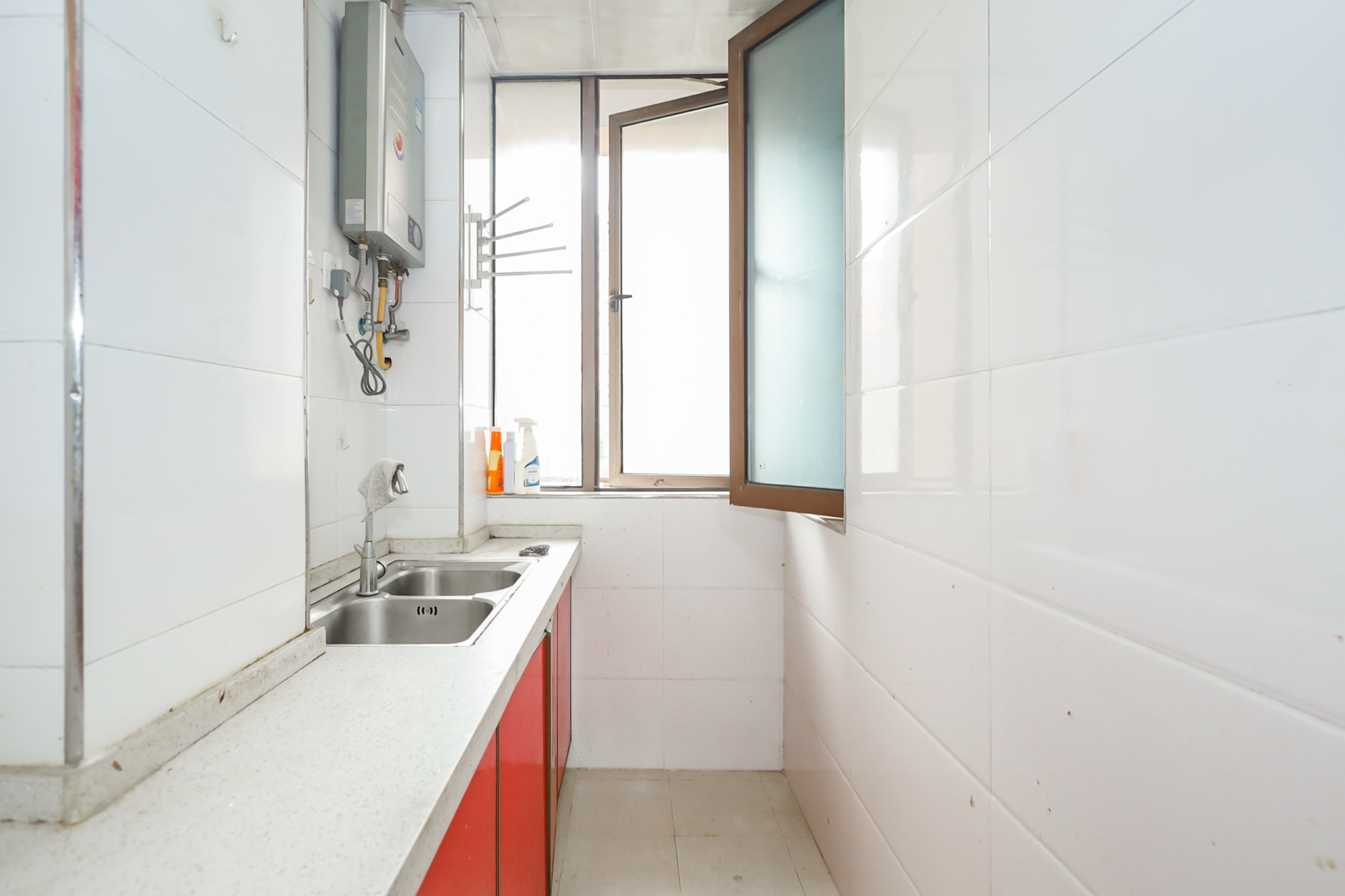 世茂铂翠湾二期 3室2厅1卫 136.0万 世茂铂翠湾二期 3室2厅1卫 136.0万其他