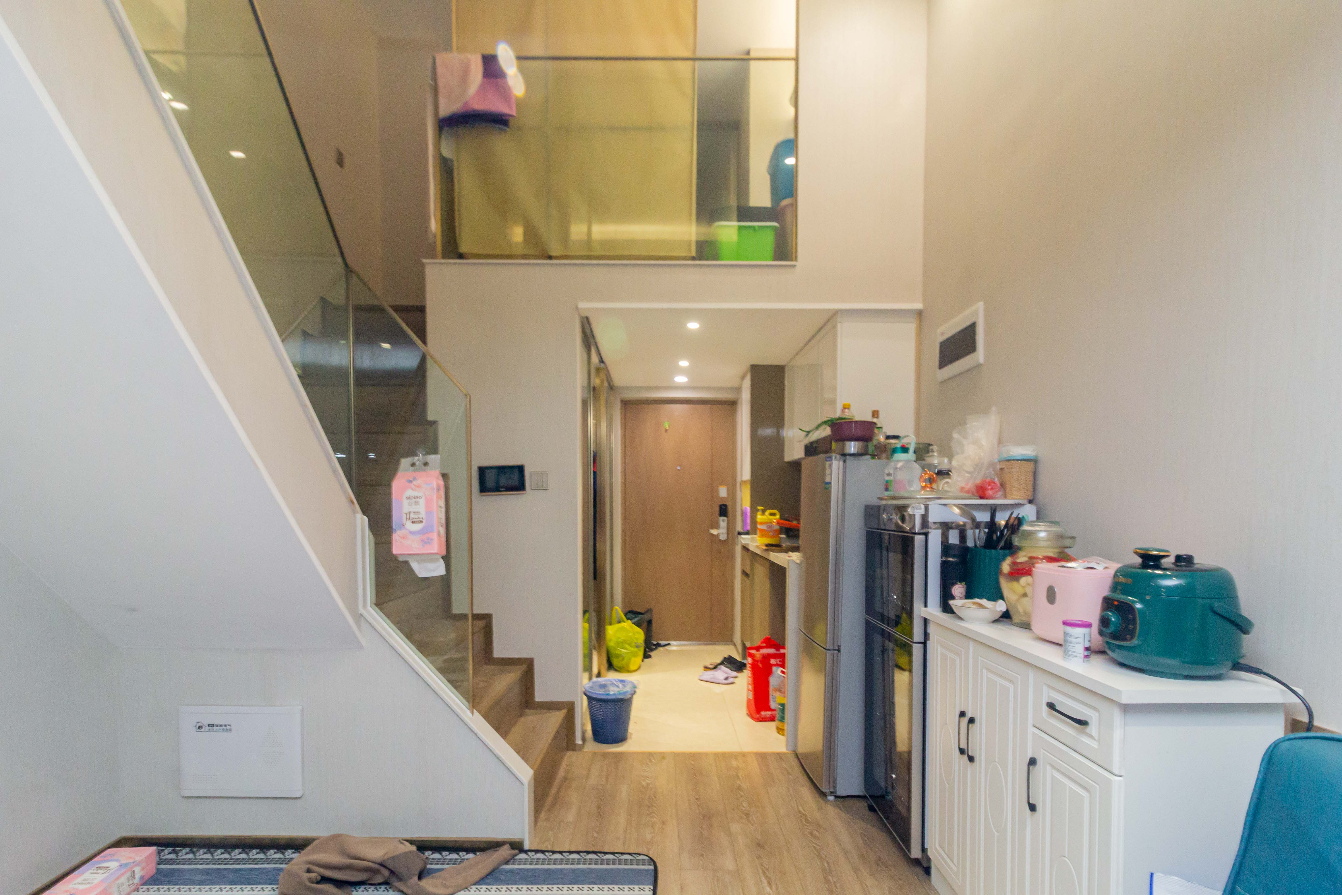 华远海蓝郡  2室2厅1卫    20.7万 华远海蓝郡  2室2厅1卫    20.7万客厅