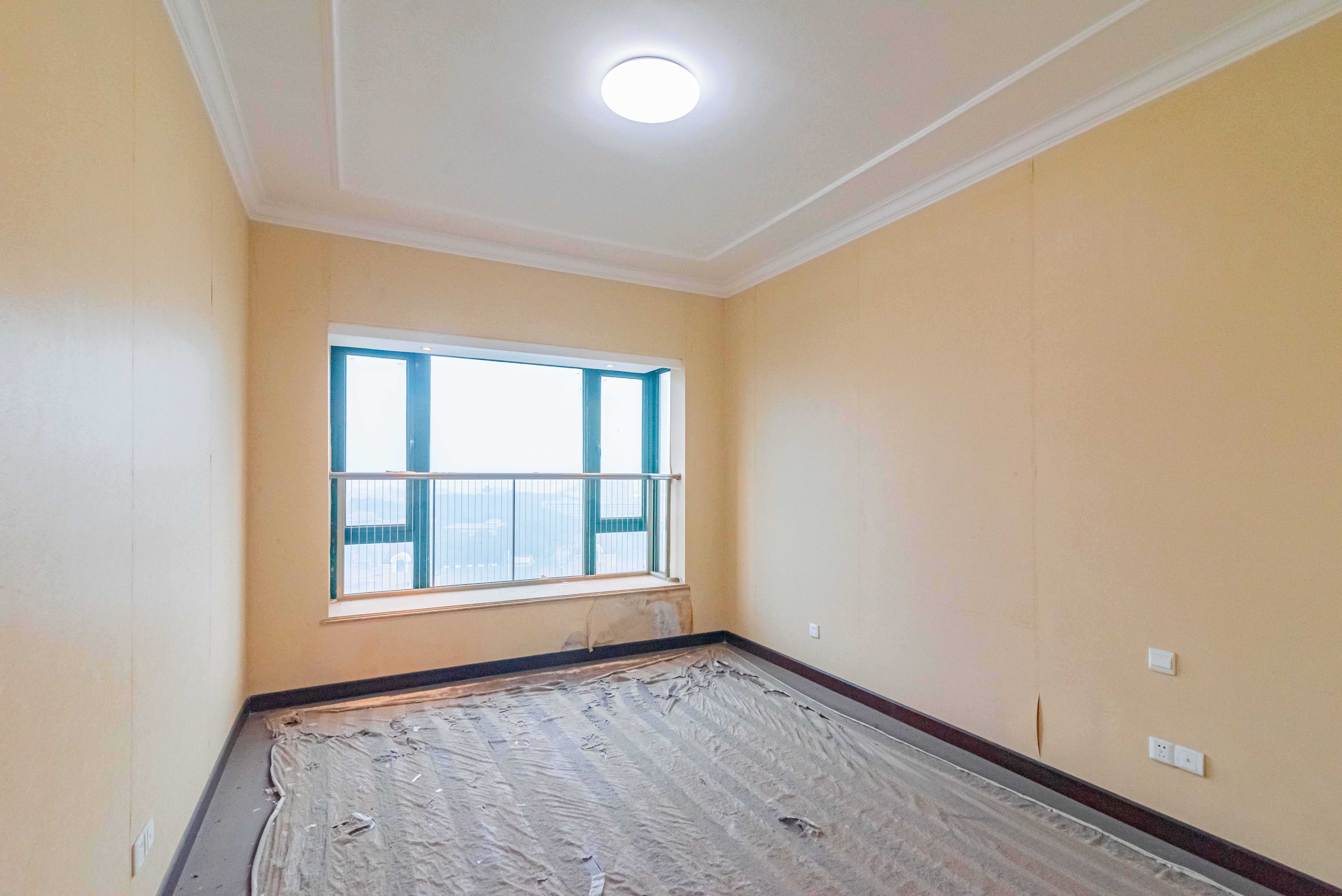 恒大雅苑 4室2厅3卫 225.0万 恒大雅苑 4室2厅3卫 225.0万卧室