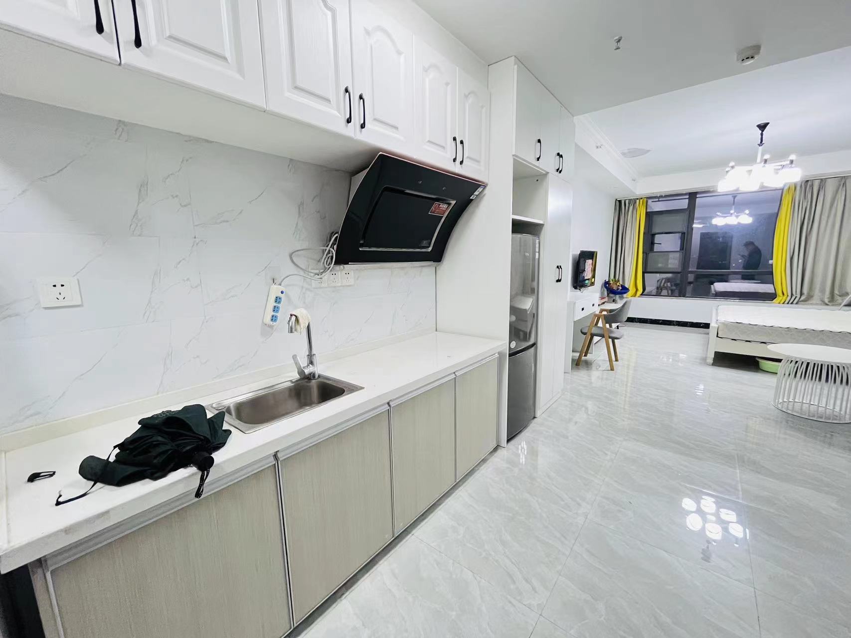 富力新天地一二期 0室0厅0卫 1400.00元/月 富力新天地一二期 0室0厅0卫 1400.00元/月室内图