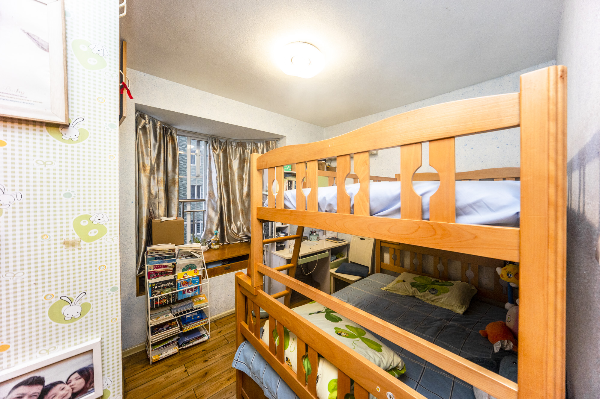 逸景苑 2室2厅1卫 66.8万 逸景苑 2室2厅1卫 66.8万卧室