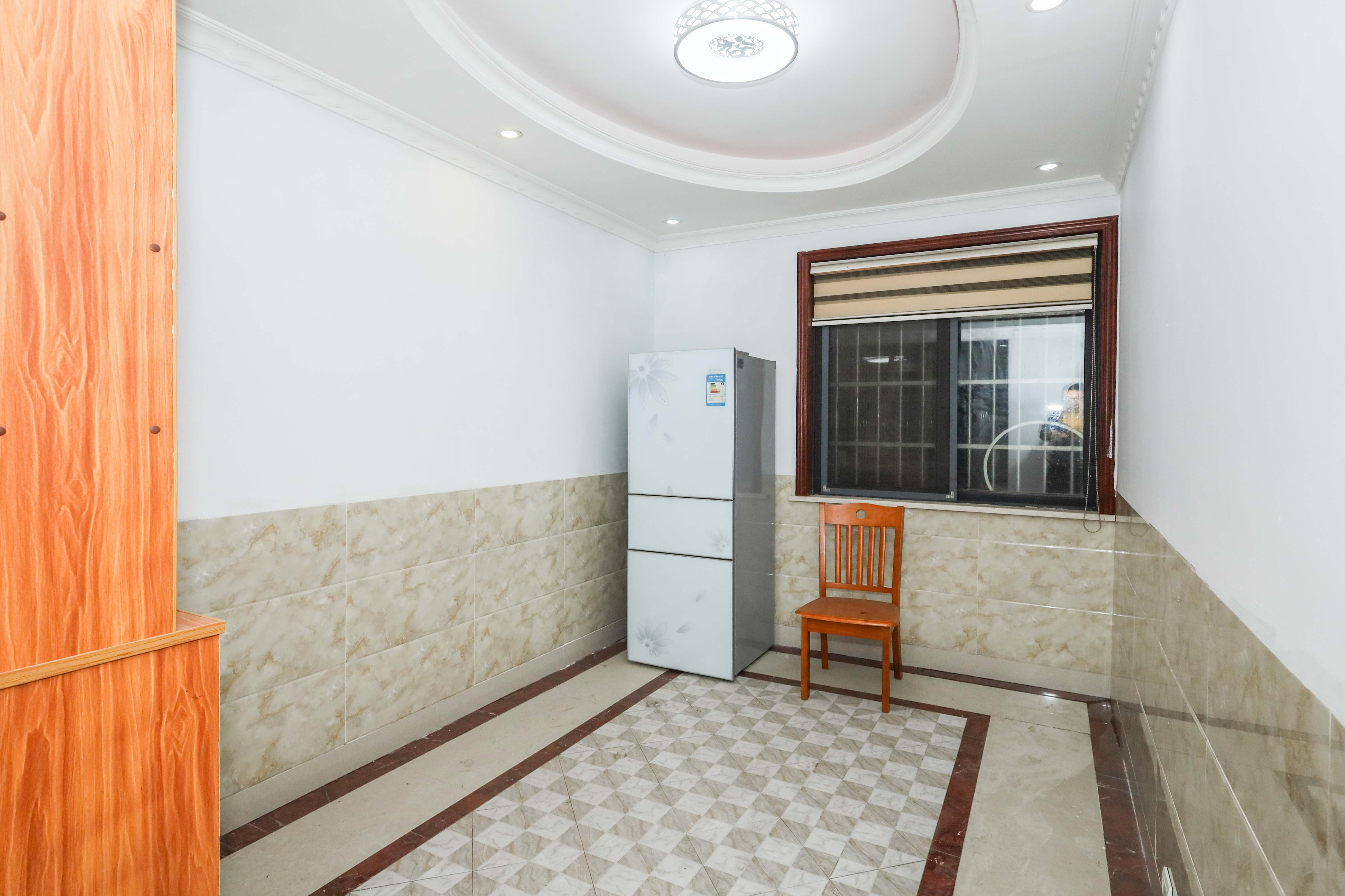 华龙家园(和泰家园) 3室2厅2卫 65.0万 华龙家园(和泰家园) 3室2厅2卫 65.0万其他