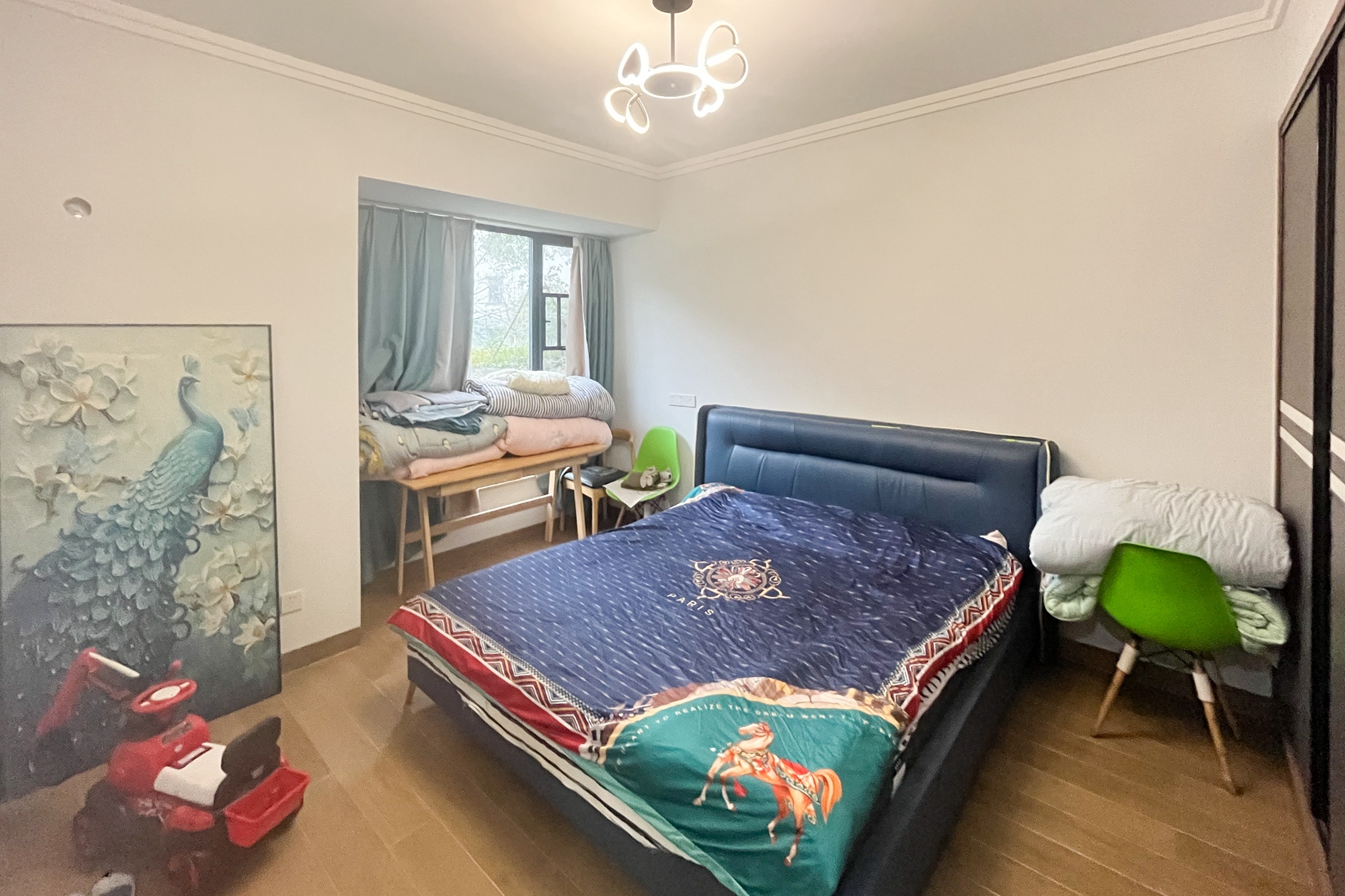 时光潇湘学府(浔学苑) 4室2厅2卫 110.0万 时光潇湘学府(浔学苑) 4室2厅2卫 110.0万卧室