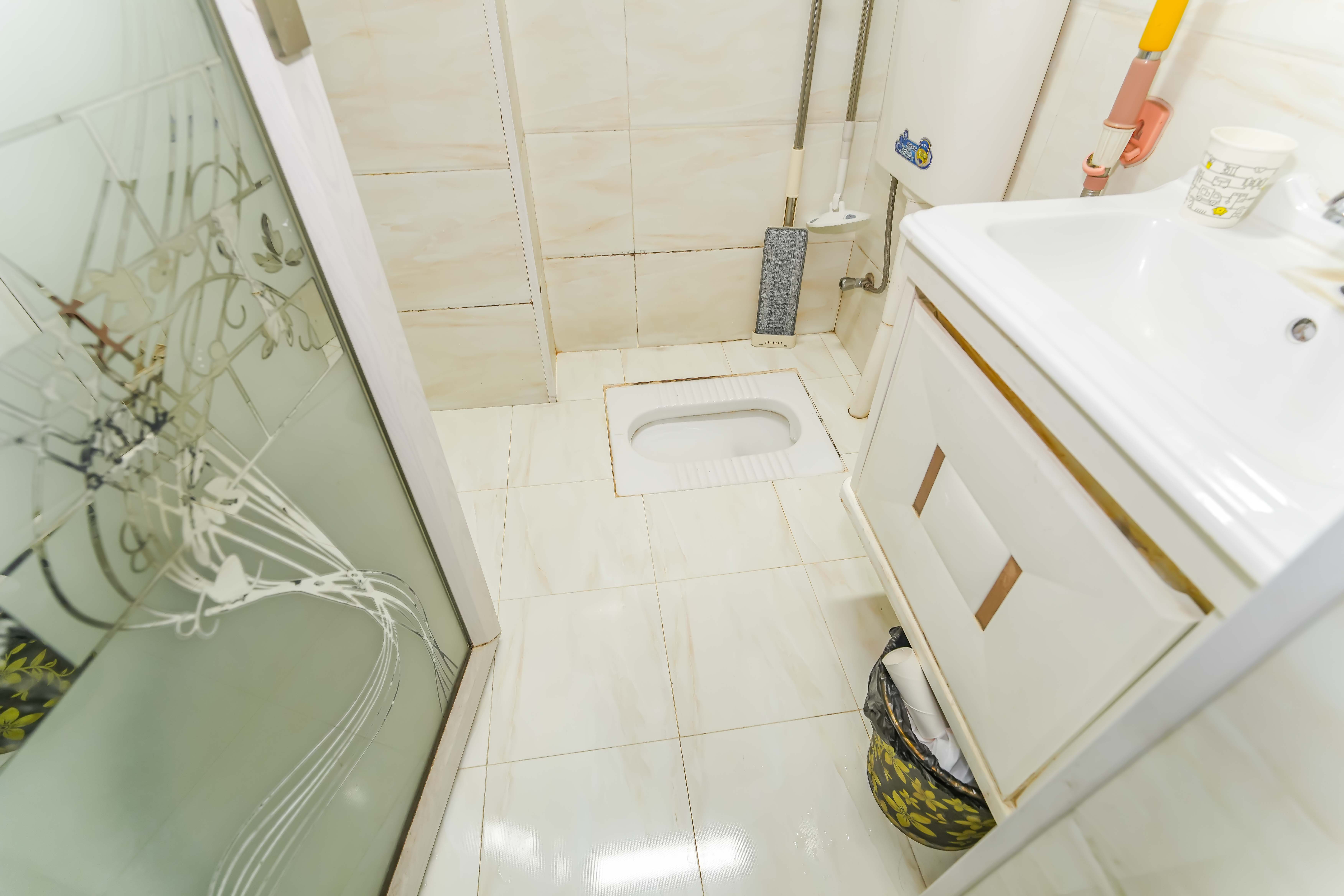 洋湖时代  3室2厅1卫    76.8万卫生间