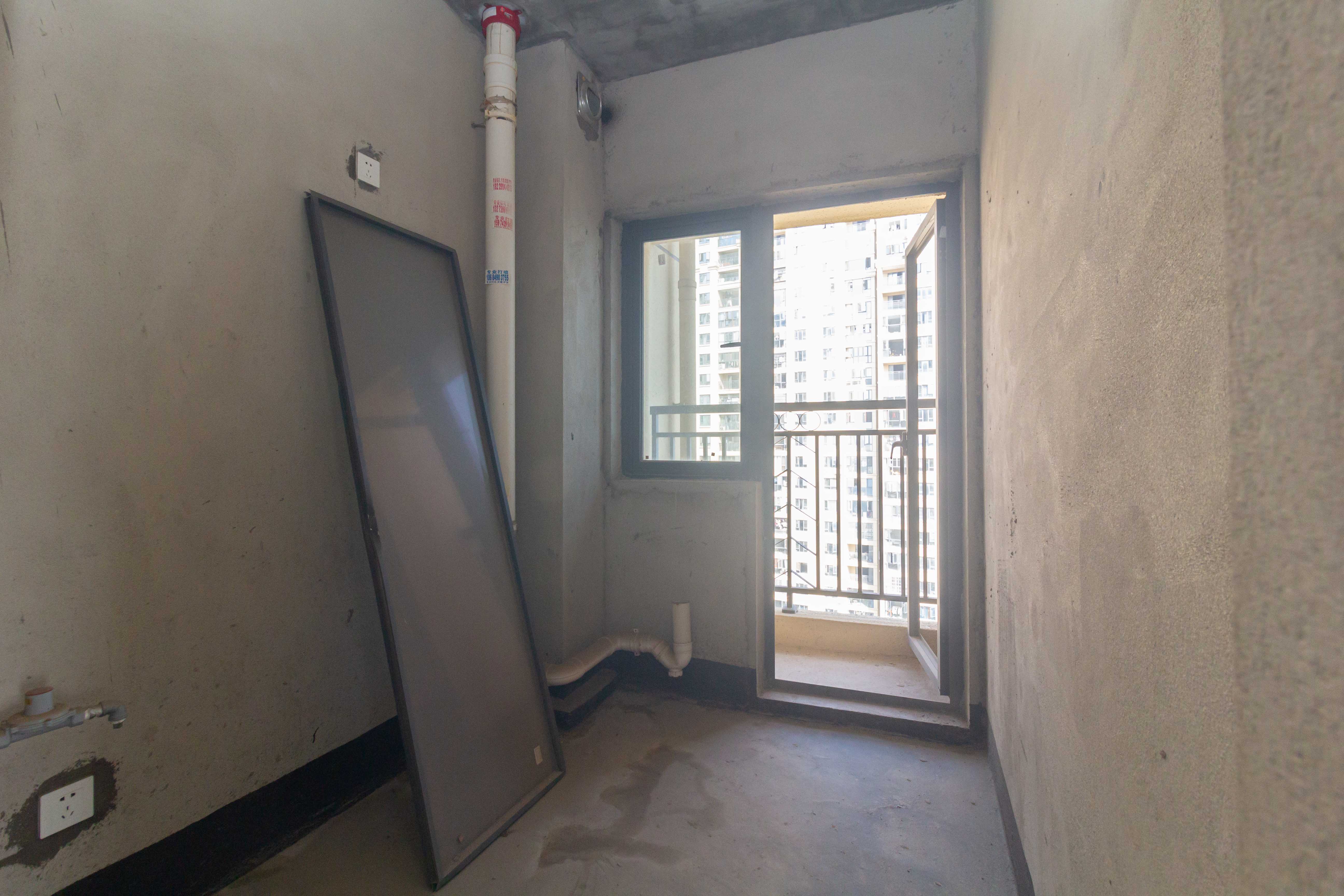 爵世名邸东湖(东湖壹号企业总部基地) 3室2厅2卫 98.0万 爵世名邸东湖(东湖壹号企业总部基地) 3室2厅2卫 98.0万卧室