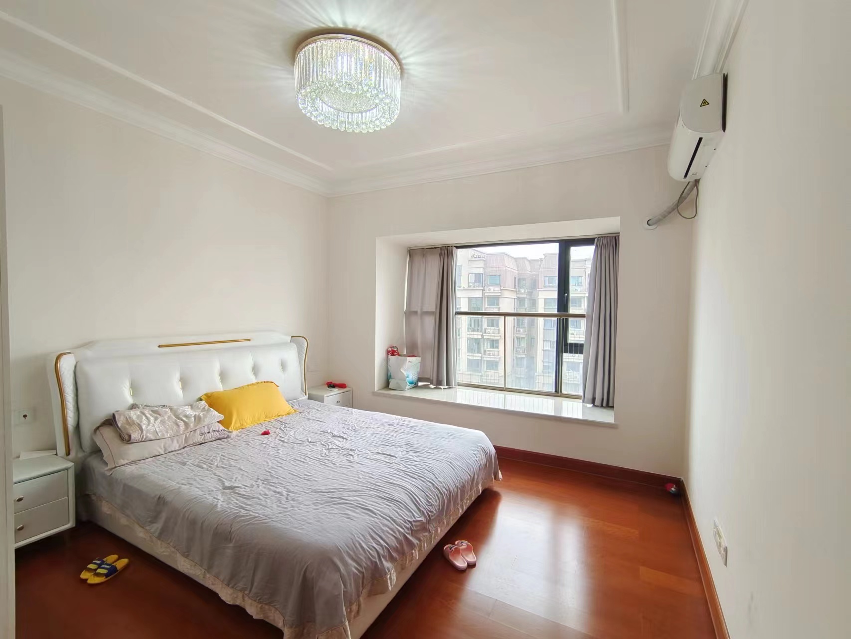 恒大华府 3室2厅2卫 82.8万 恒大华府 3室2厅2卫 82.8万室内图