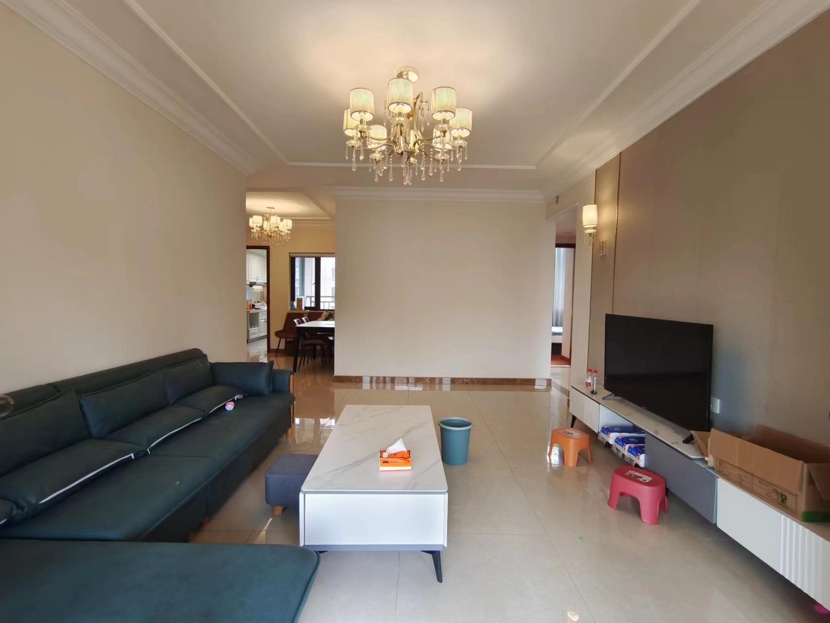 恒大华府 3室2厅2卫 82.8万 恒大华府 3室2厅2卫 82.8万室内图