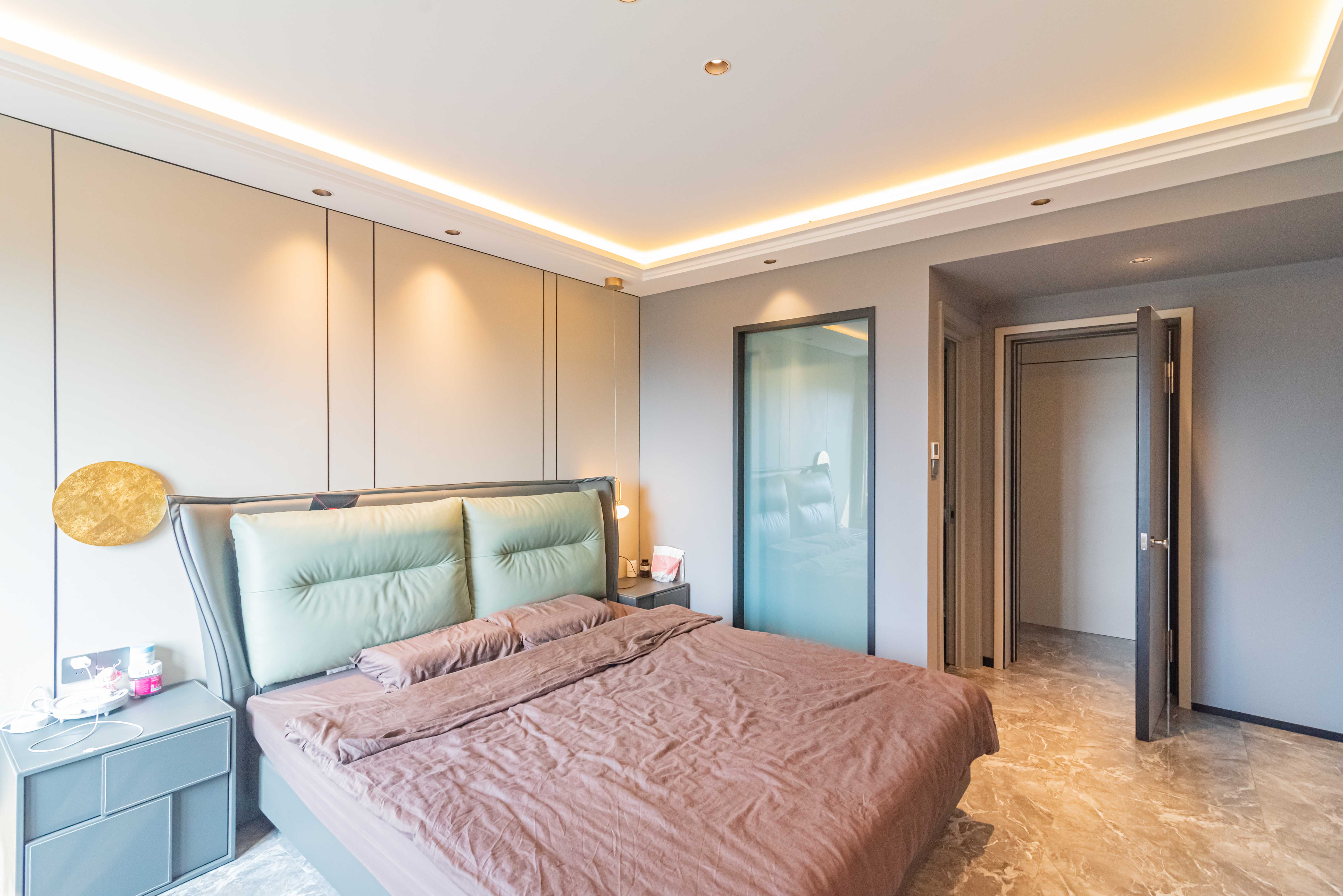 五矿沁园金城(春和景园) 4室2厅2卫 185.0万 五矿沁园金城(春和景园) 4室2厅2卫 185.0万卧室