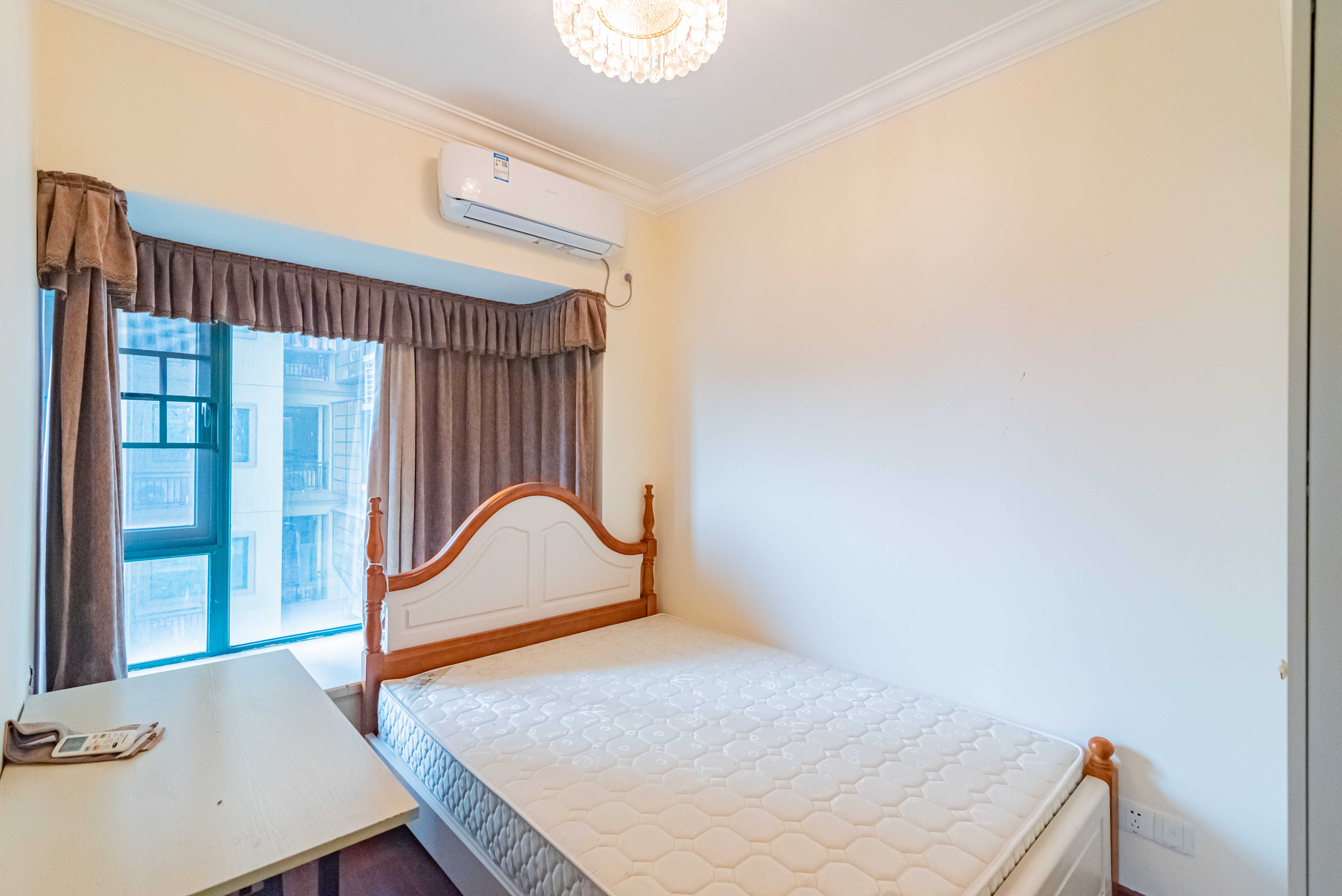 恒大雅苑  2室2厅1卫    83.0万卧室