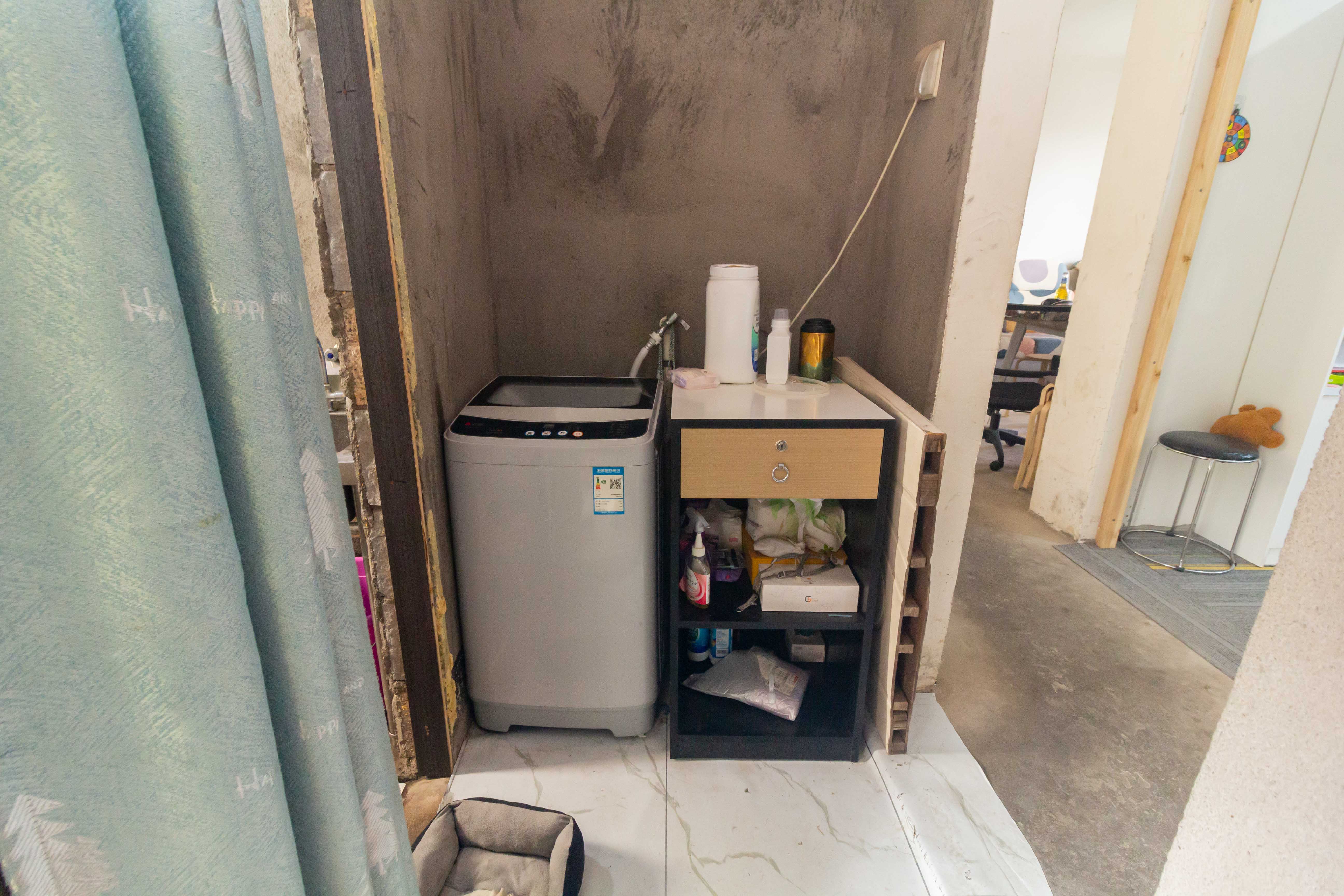 豪都新天地 3室2厅1卫 44.8万 豪都新天地 3室2厅1卫 44.8万卫生间